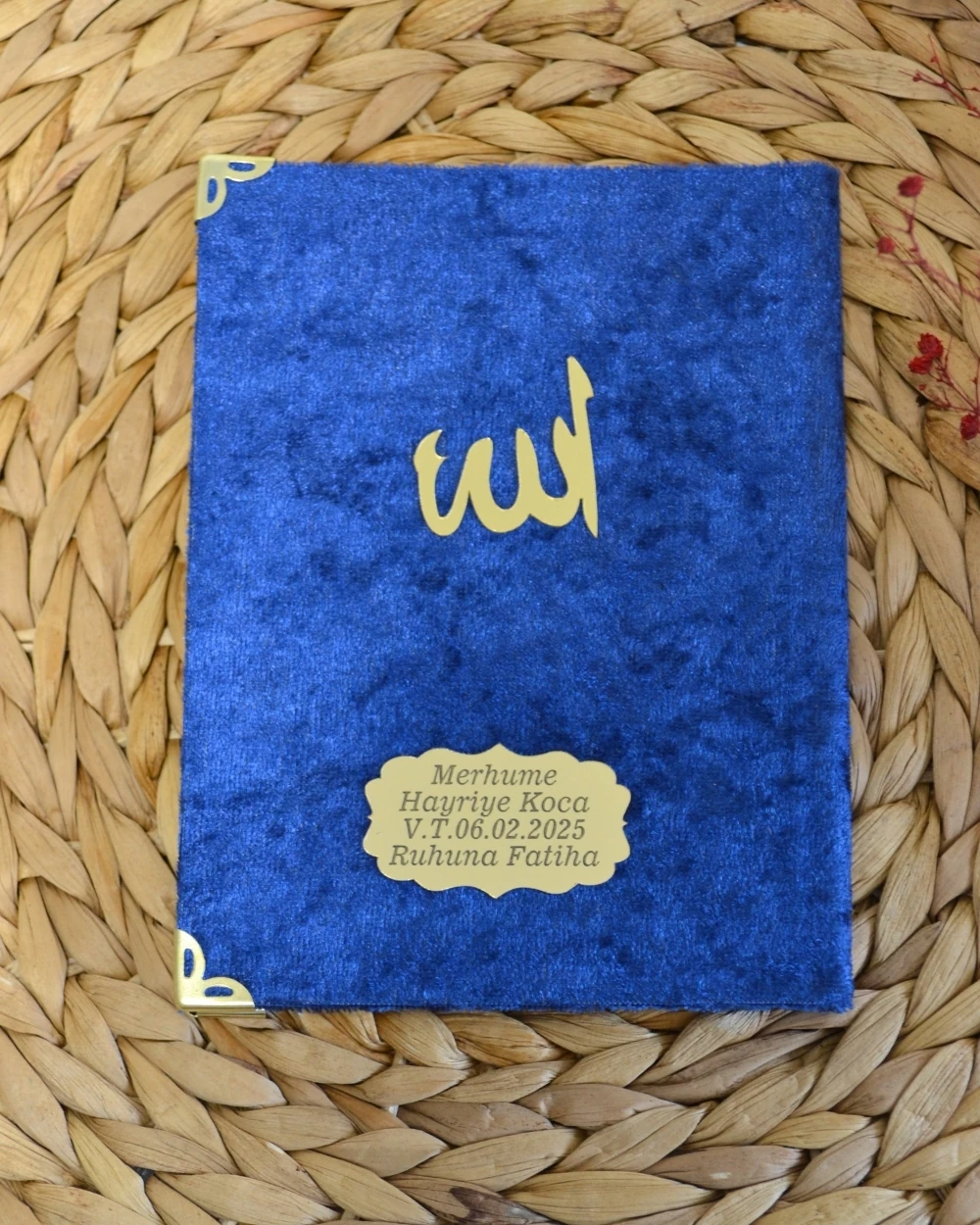 Kadife Kapaklı Allah Lafızlı Ekonomik Yasin Kitabı Lacivert - 12x17 cm; 80 Sayfa