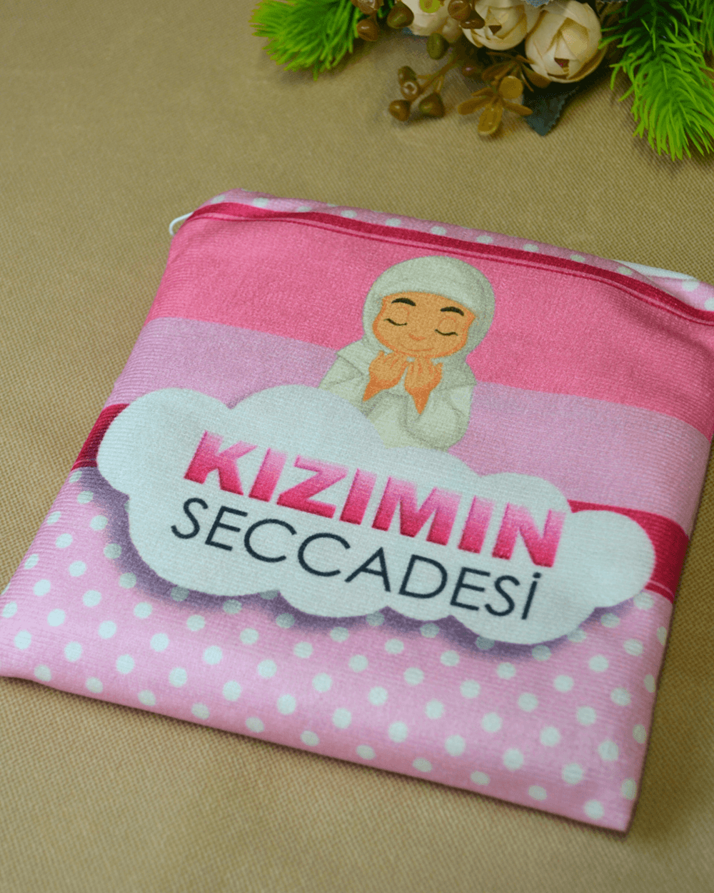 Kızımın Seccadesi – Çantalı Kız Çocuk Seccadesi(Pembe)
