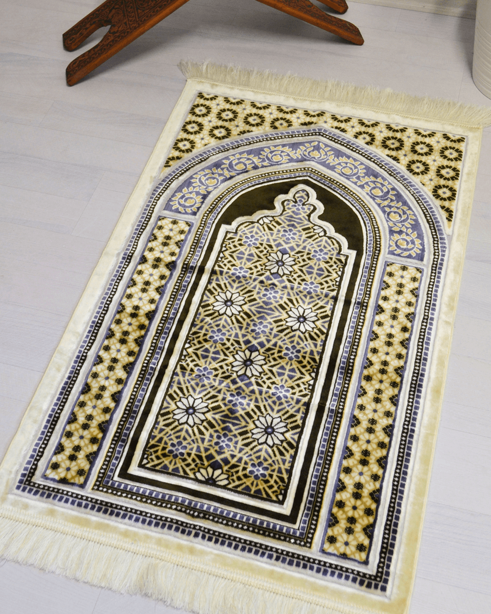 Lüks Kadife Seccade - 70x110 cm - Kalın Yumuşak Doku-Mihrap Desen Haki