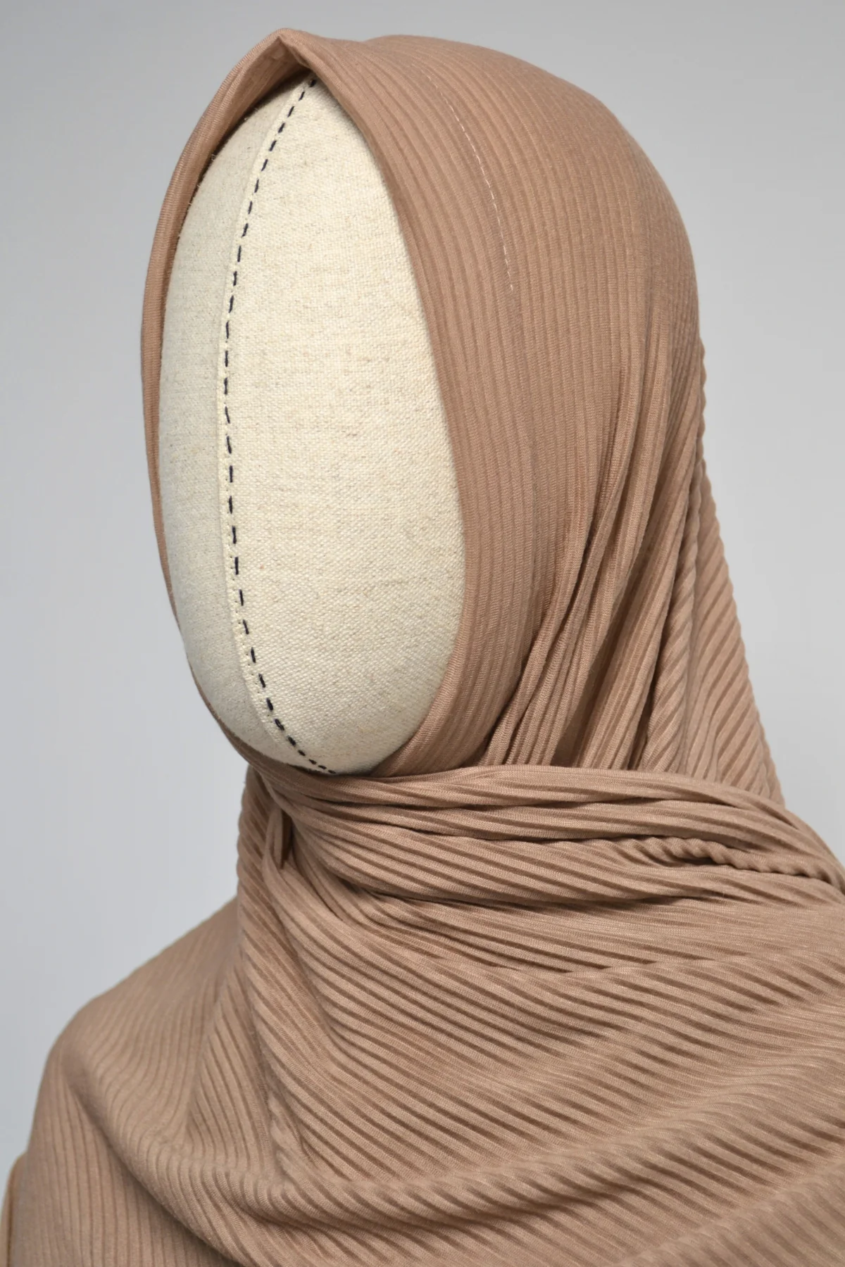 Piliseli Pratik Şal – Yumuşak Dokulu, Kolay Şekil Alan