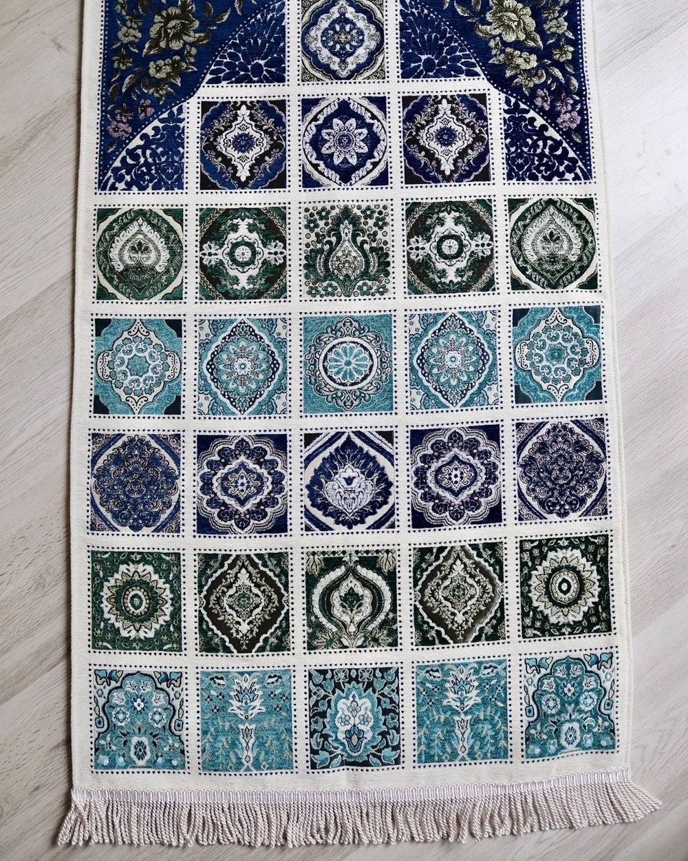 40 Yama Desenli Astarlı  Seccade Lacivert