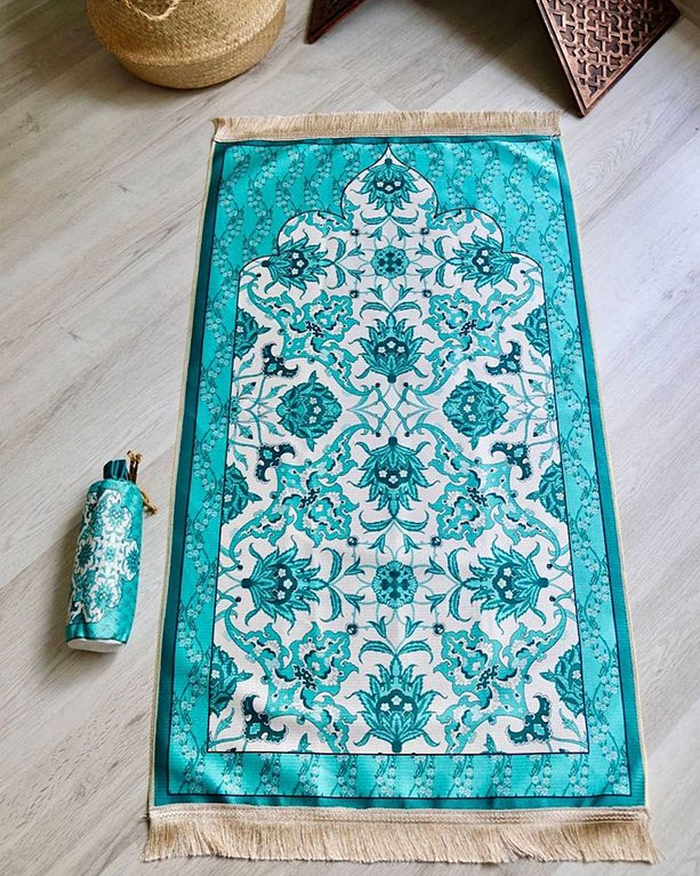 İpek Dokulu Keseli Seccade Mavi