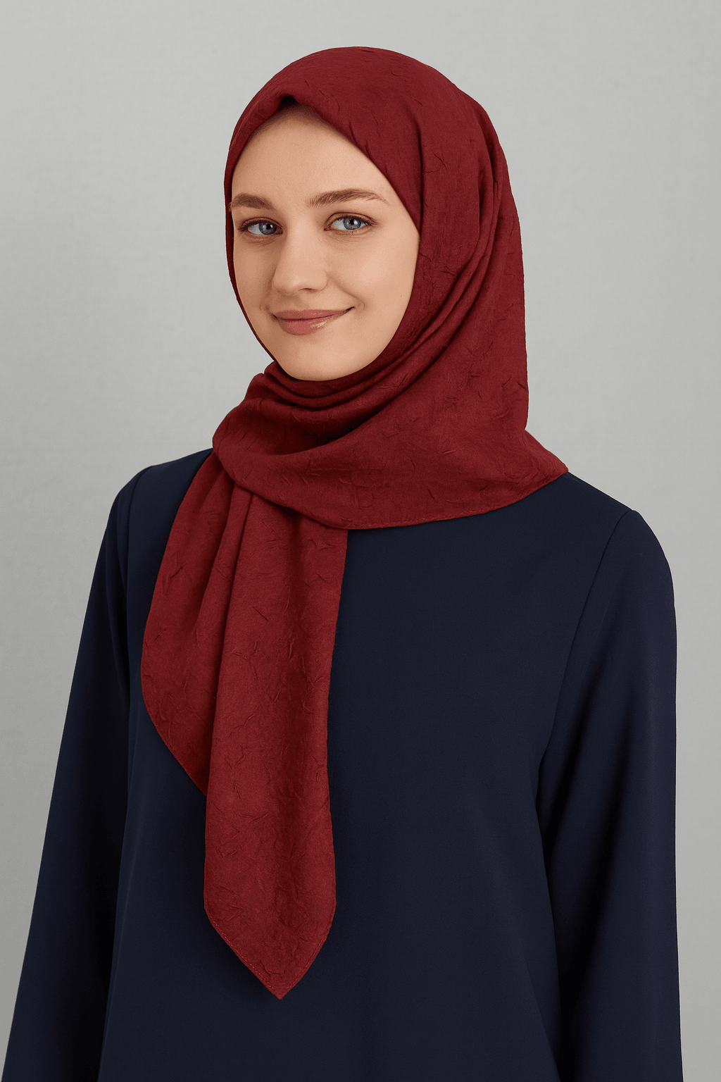Bambu Kraş Eşarp 100x100 cm – Terletmez, Tok ve Dik Duran, Dört Mevsim Kullanıma Uygun - Bordo