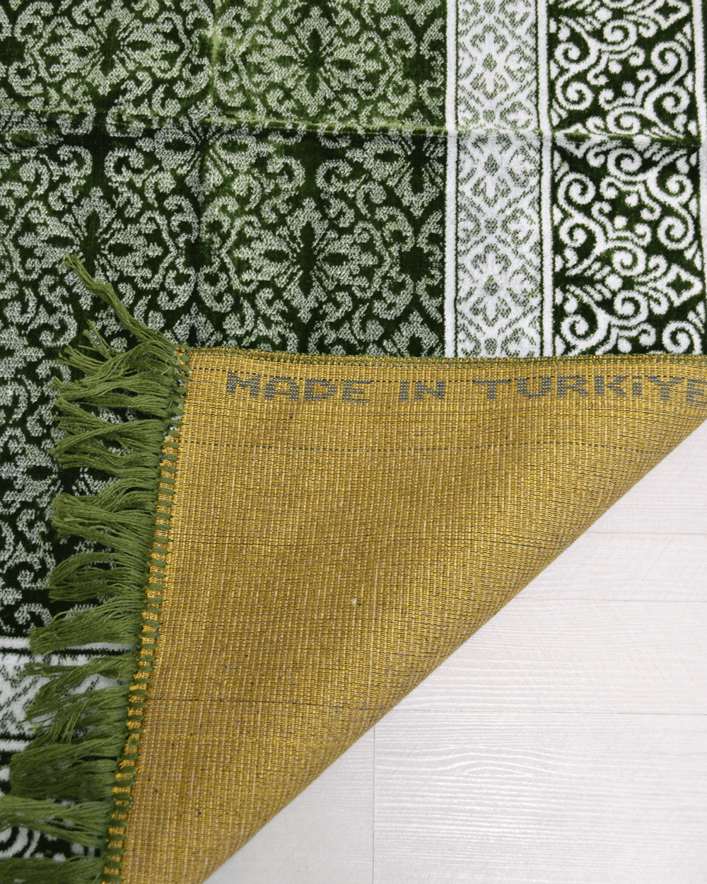 Kadife Seccade - 70x110 cm  - Yumuşak ve Konforlu Yeşil