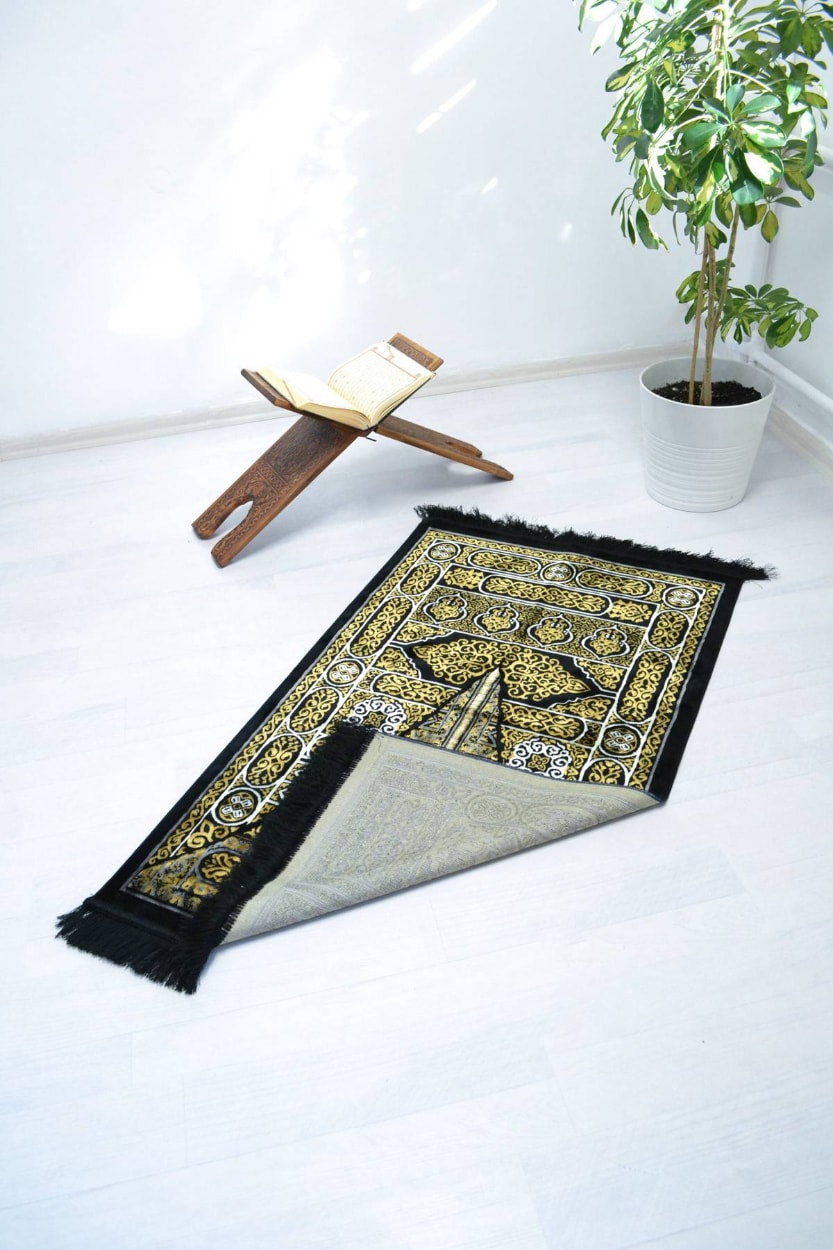 Kabe Kapısı Desenli Lüks Kadife Dokuma Seccade