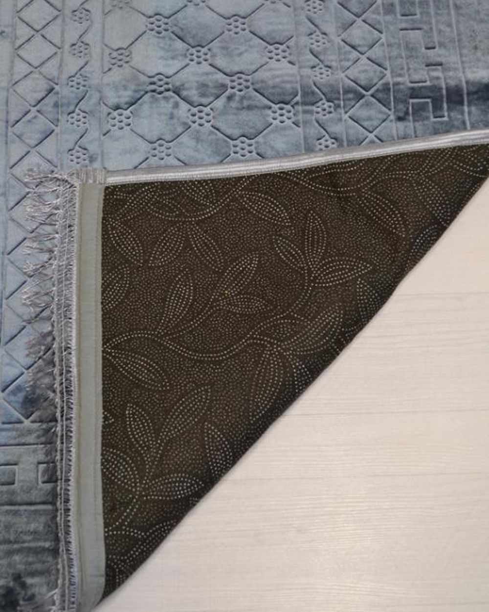 Peluş Seccade Gri - 80x120 cm - Ekstra Konforlu - Yumuşak ve Geniş Ölçülü