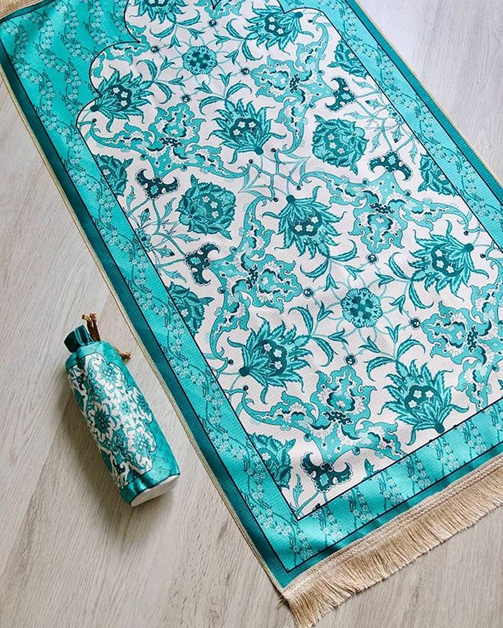 İpek Dokulu Keseli Seccade Mavi