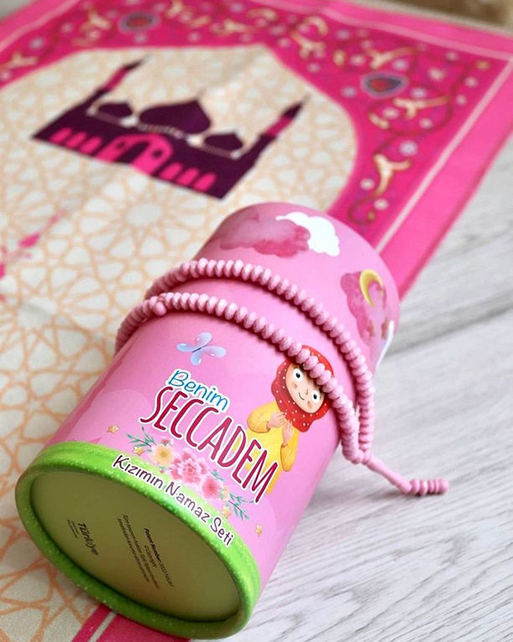 Kumbaralı Silindir Kutu Çocuk Seccadesi Pembe