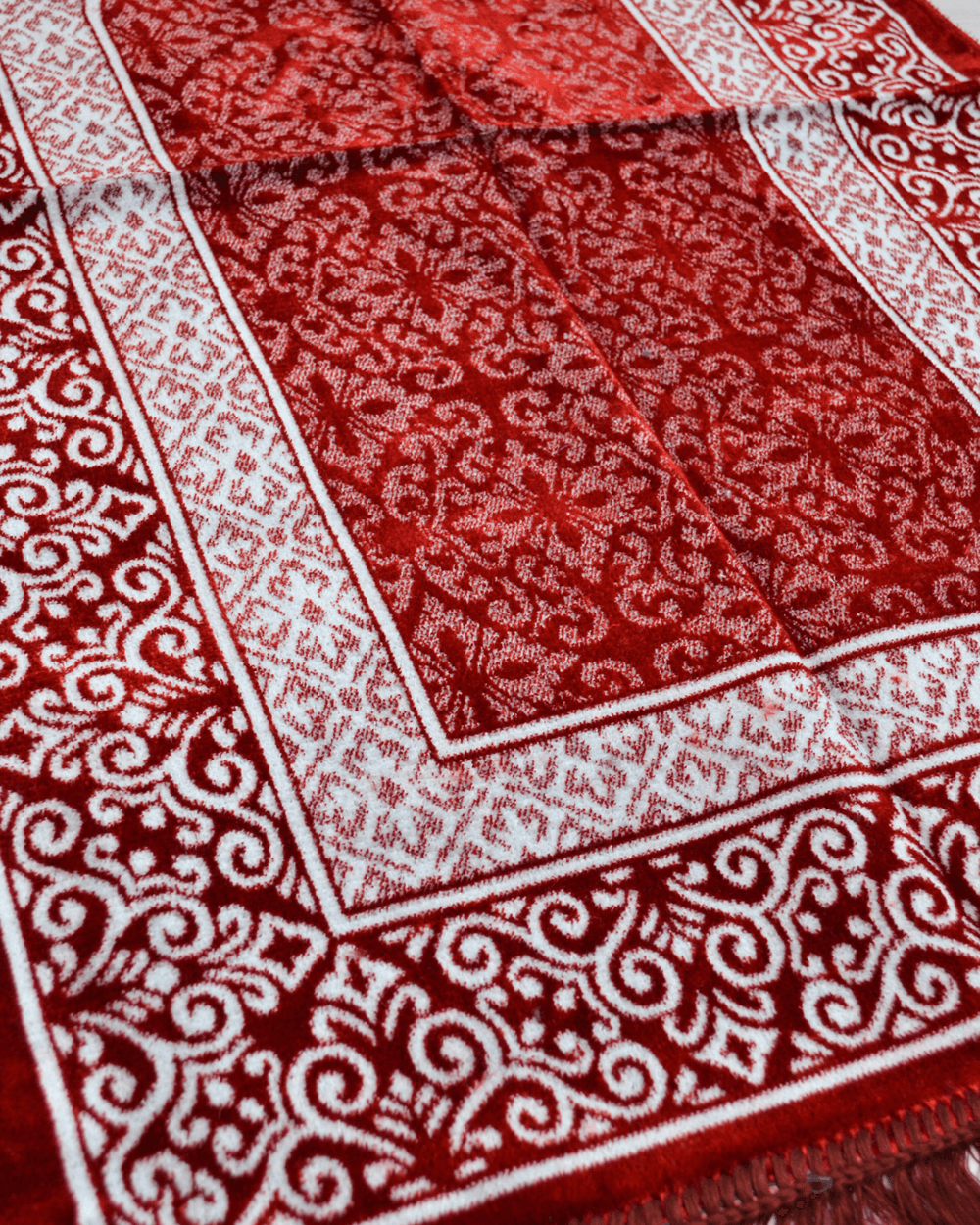 Kadife Seccade - 70x110 cm  - Yumuşak ve Konforlu Kırmızı