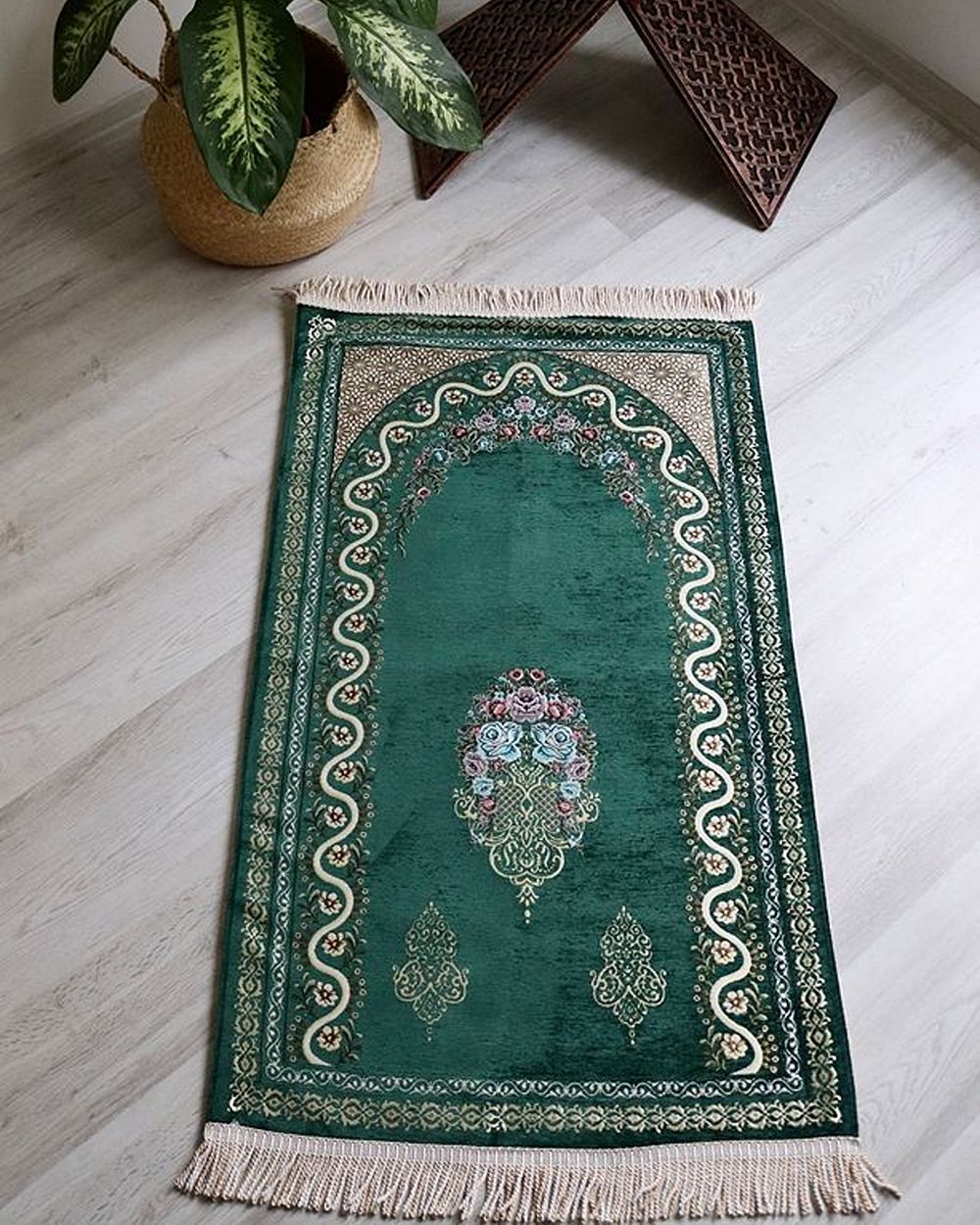 Çeyizlik Hediyelik Astarlı Seccade Yeşil