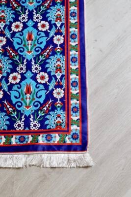 İpek Dokulu Keseli Desenli Seccade Lacivert