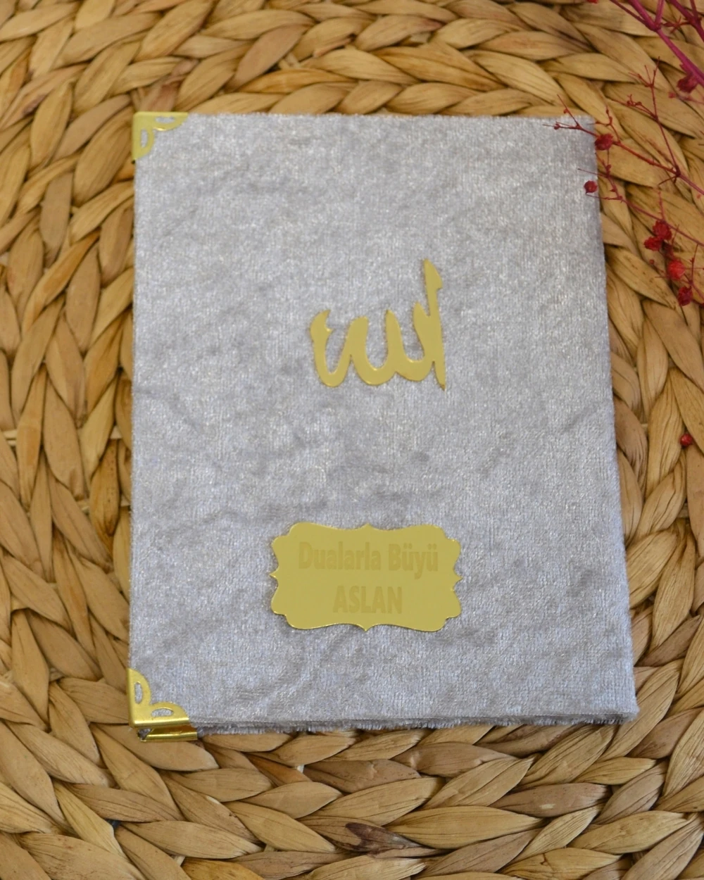 Kadife Kapaklı Allah Lafızlı Ekonomik Yasin Kitabı Bebe Mavisi - 12x17 cm; 80 Sayfa