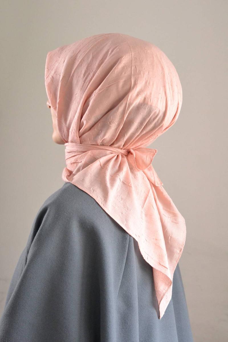 Bambu Kraş Eşarp 100x100 cm – Terletmez, Tok ve Dik Duran, Dört Mevsim Kullanıma Uygun