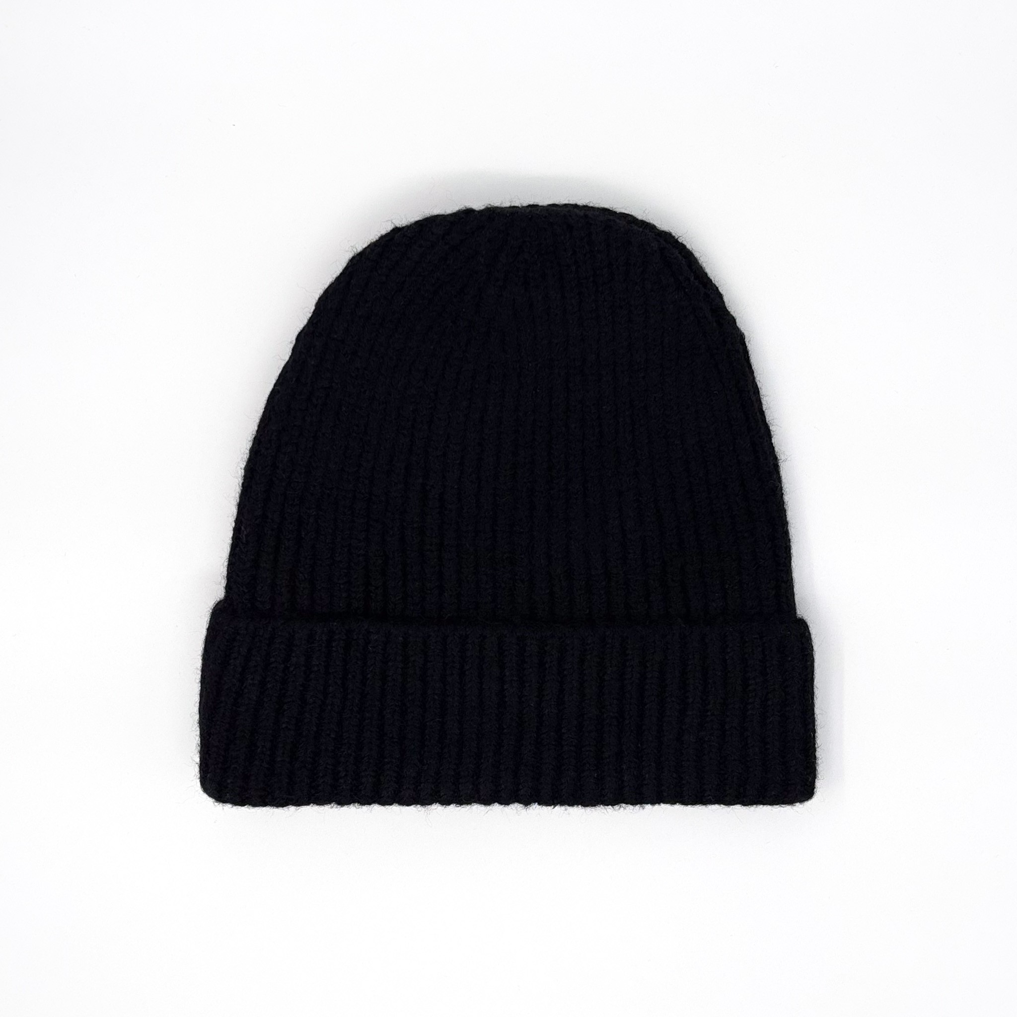 BLACK WOOL BEANIE