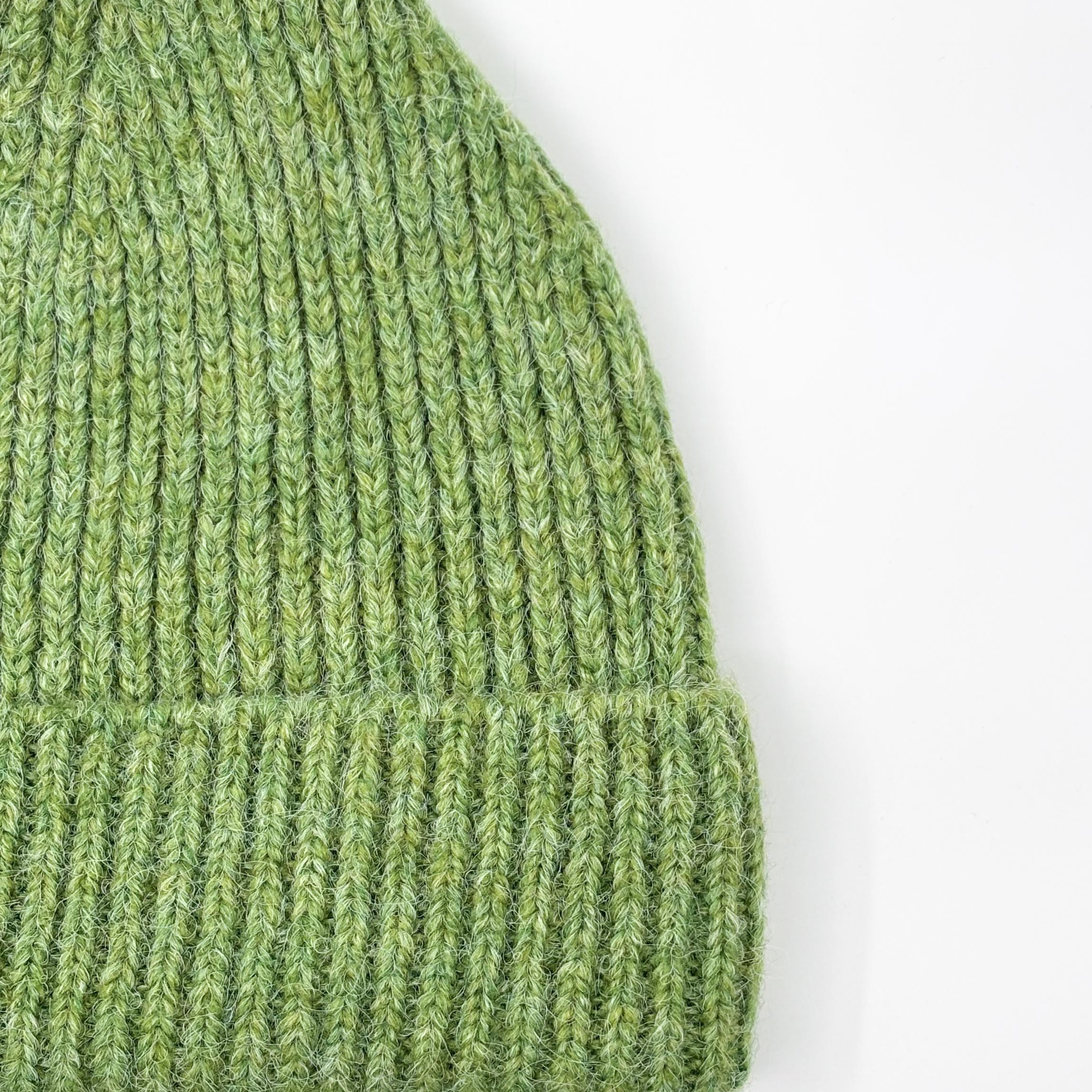 WOOL BEANIE GREEN