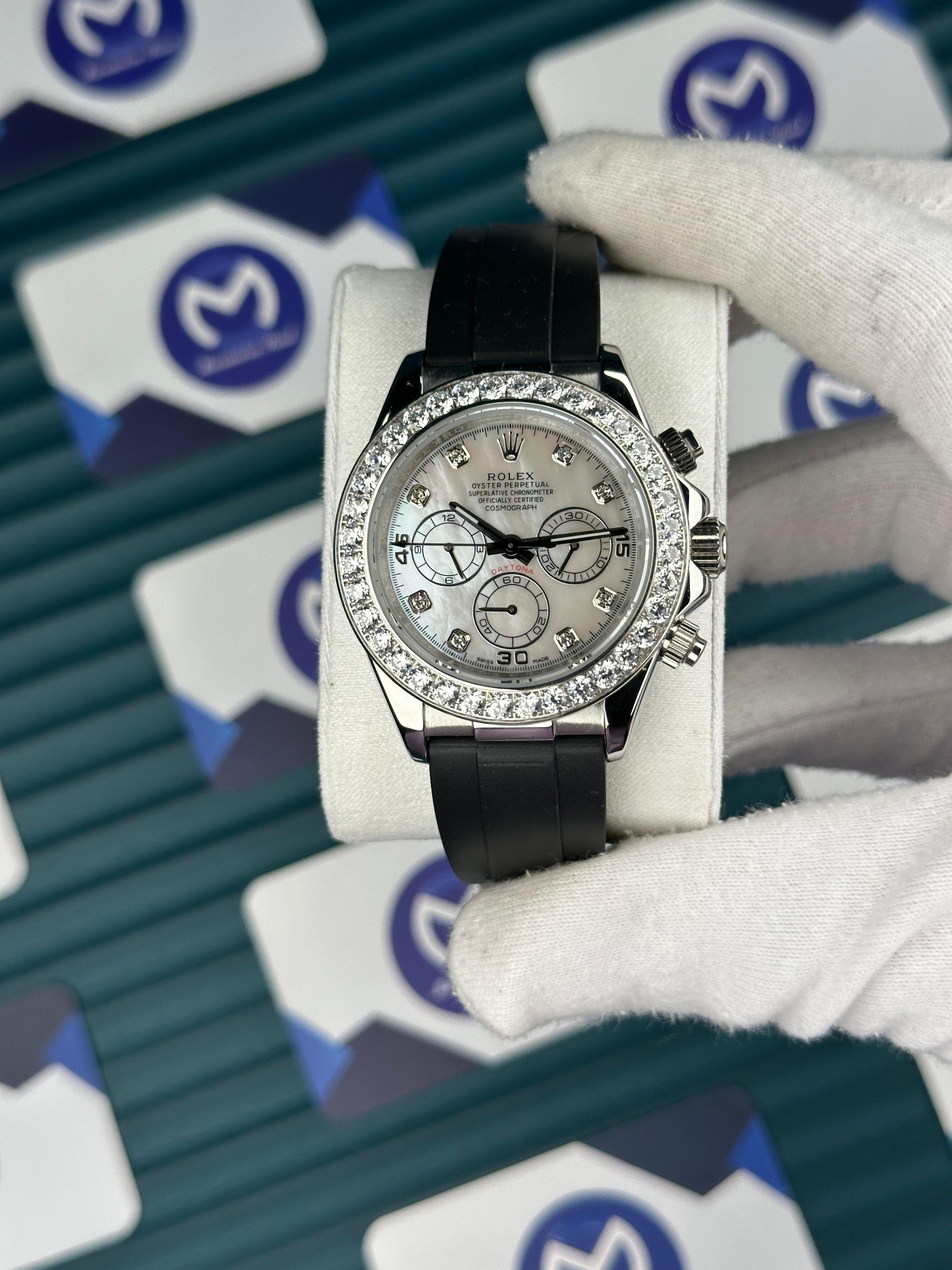 Rolex Daytona Gri Kadran Pırlanta Taşlı Bezel Oysterflex