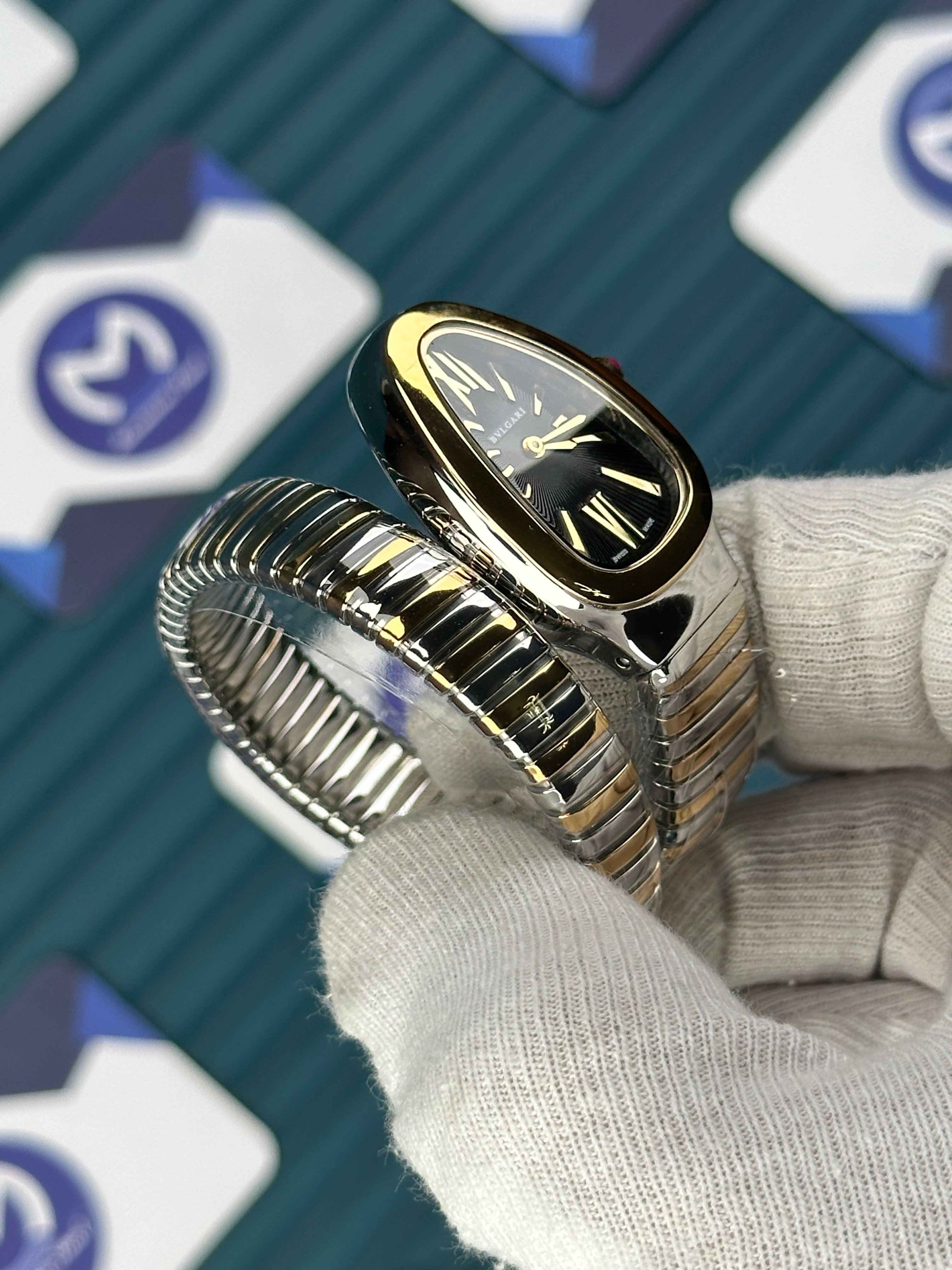 BVLGARI SERPENTI BLACK DIAL GOLD-SILVER SHORT TUBOGAS