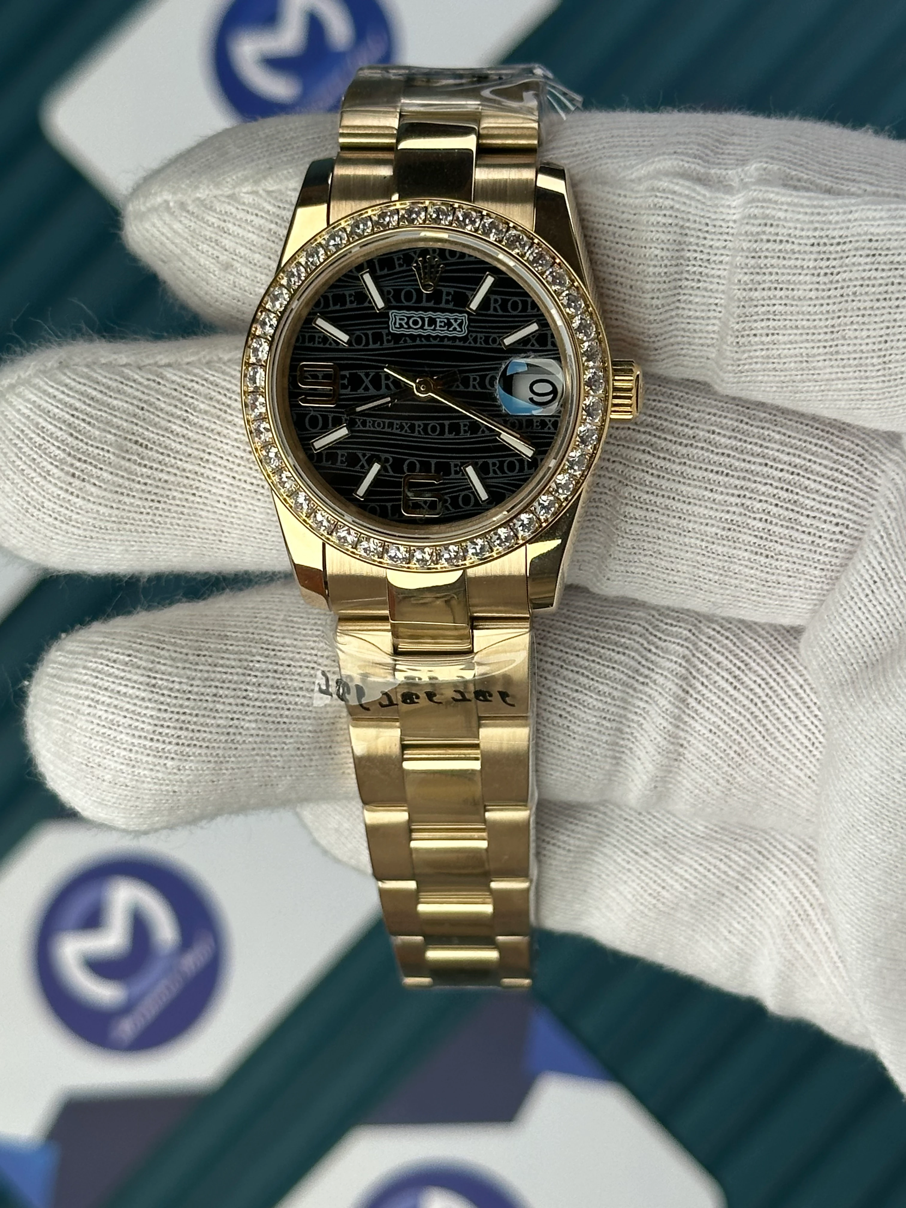 ROLEX 31 MM DATEJUST BLACK PATTERNED DIAL ROD INDEX DIAMOND BEZEL GOLD OYSTER 