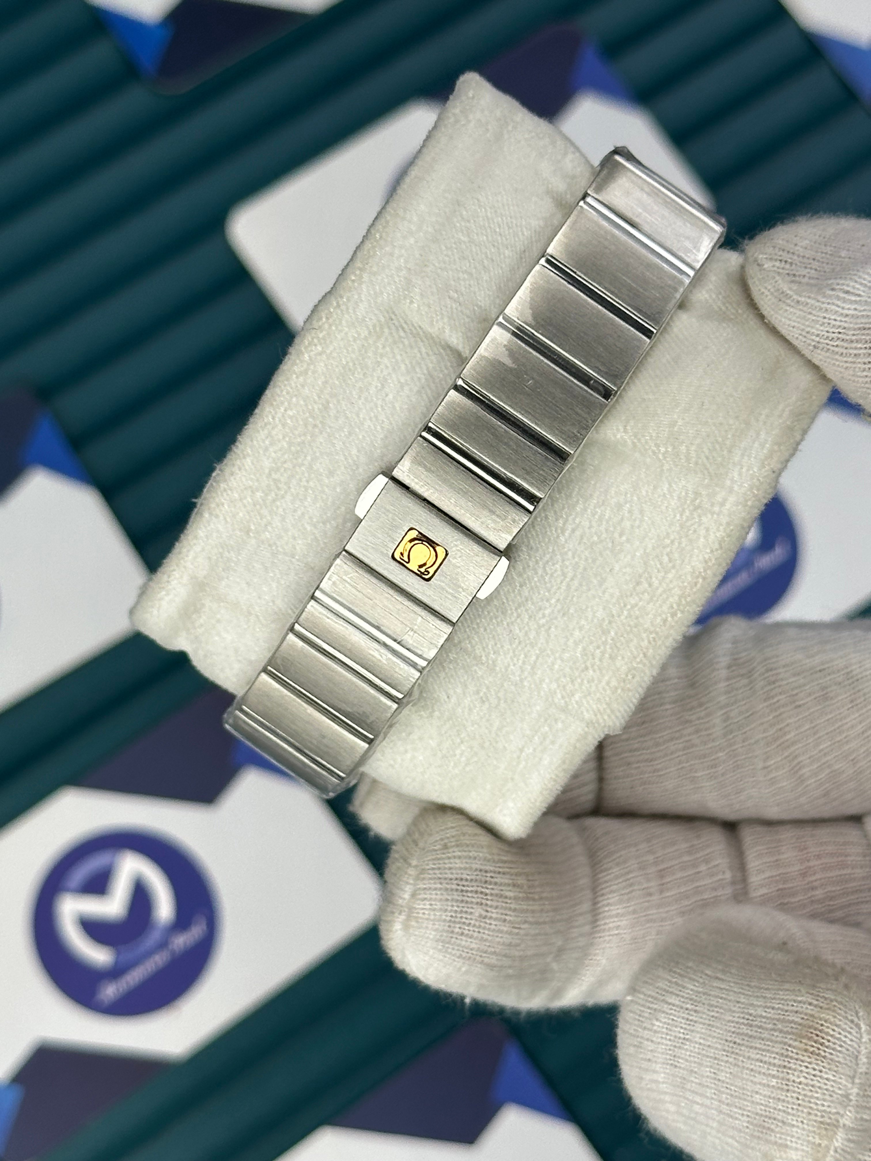 Omega Constellation Manhattan White Dial Quartz Silver Bracelet