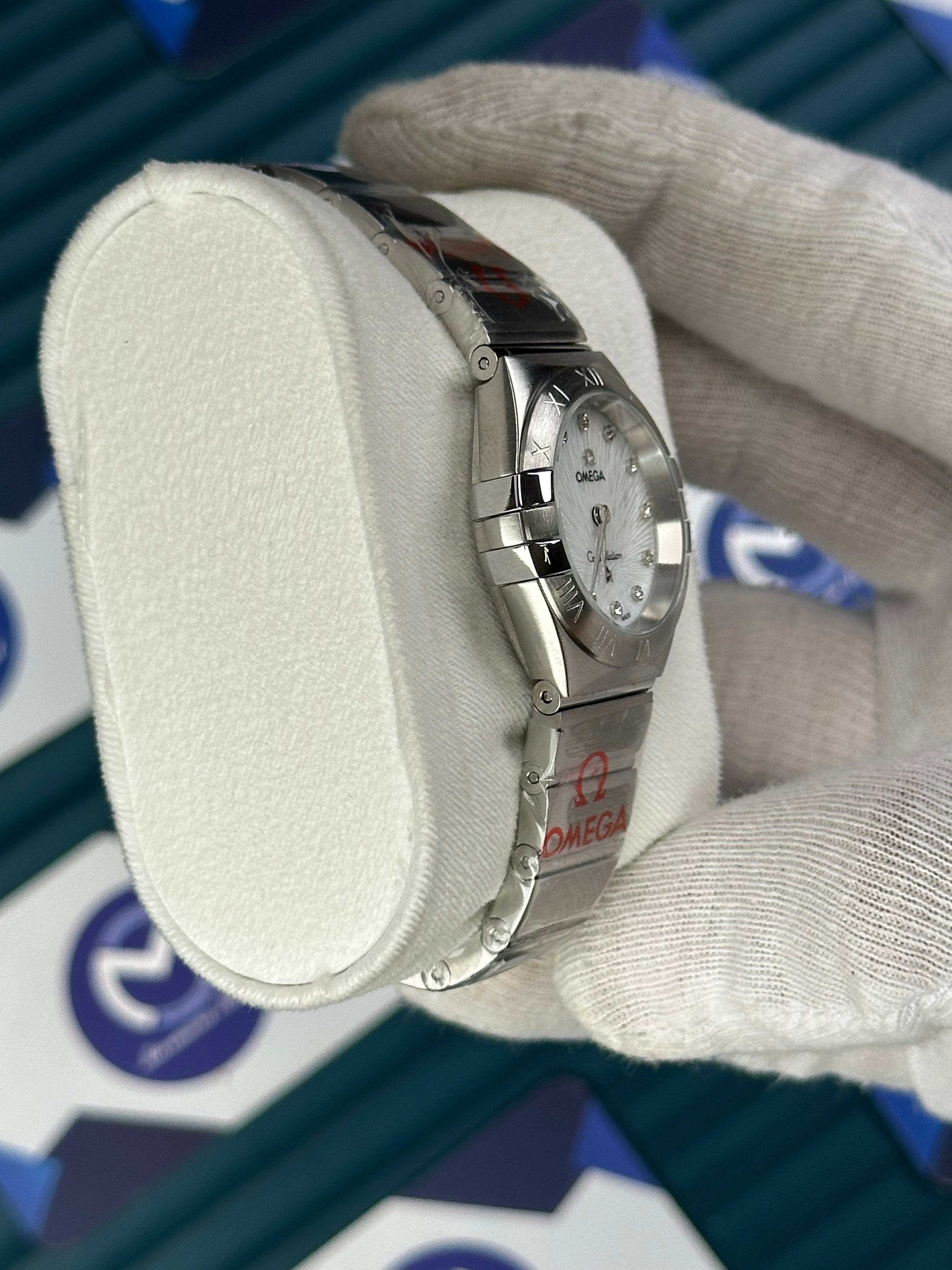 Omega Constellation Manhattan White Dial Quartz Silver Bracelet