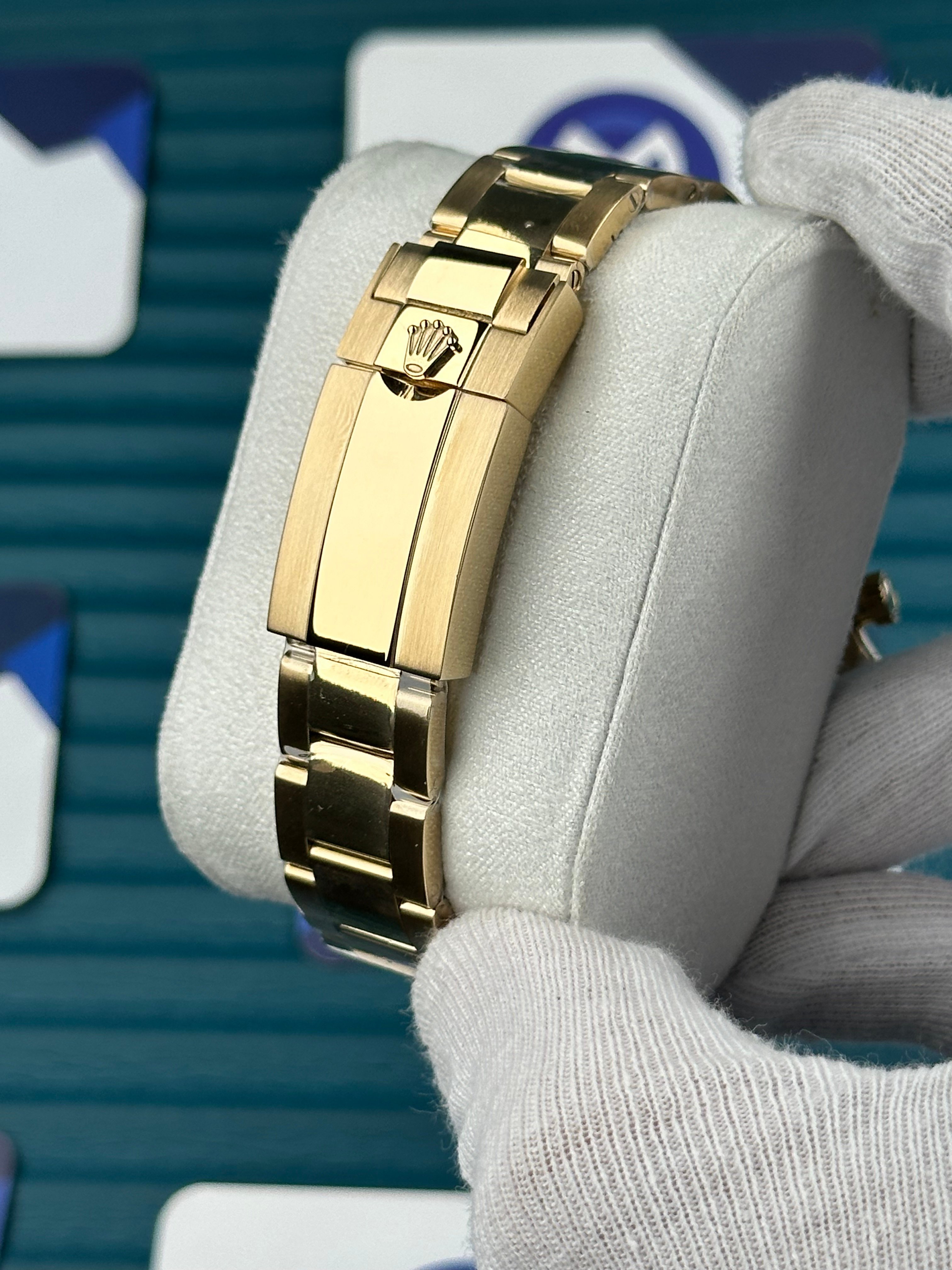 ROLEX DAYTONA GREY MOZAIK DIAL GOLD OYSTER