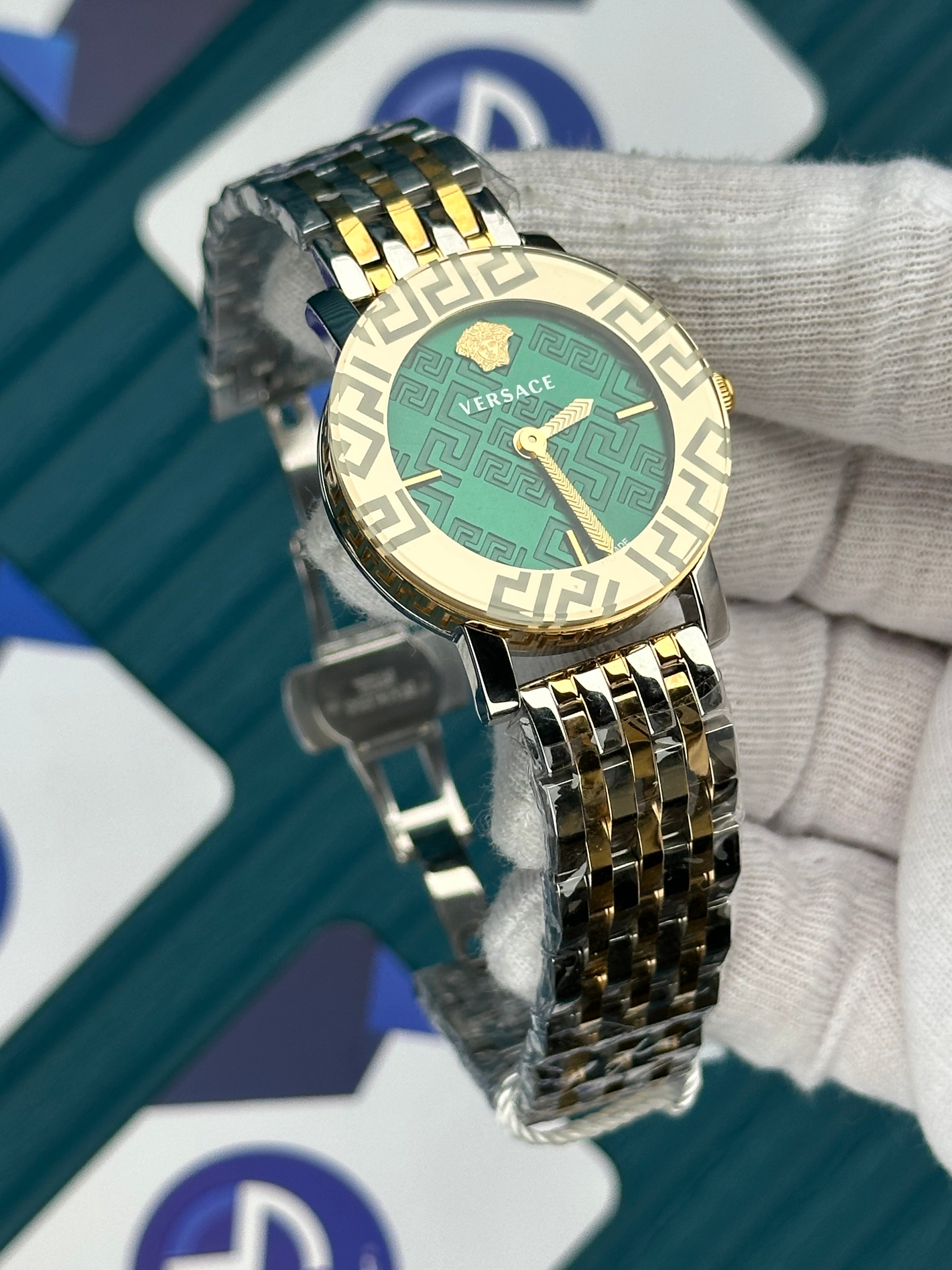 VERSACE DESENLİ AYNALI BEZEL YEŞİL KARDAN GOLD SILVER KORDON