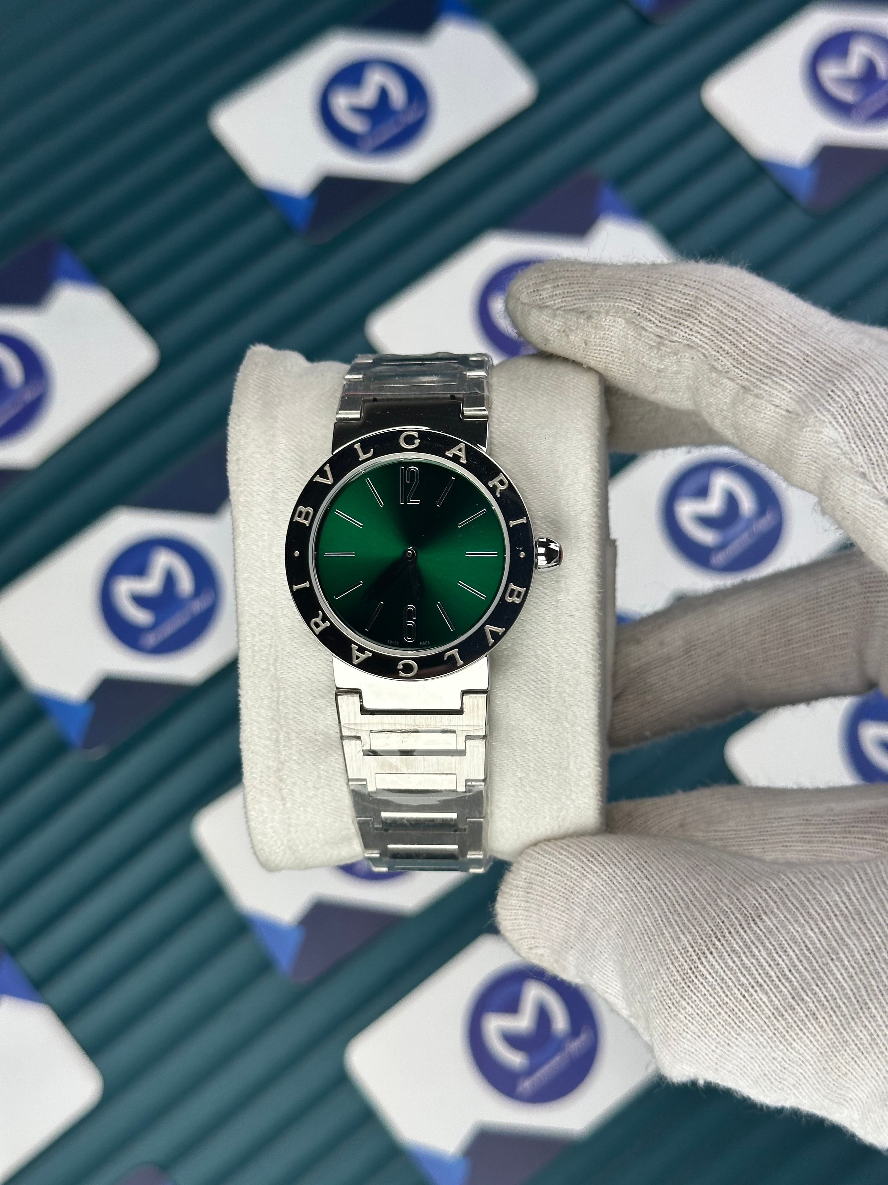 BVLGARI GREEN DIAL SILVER BEZEL SILVER CORD