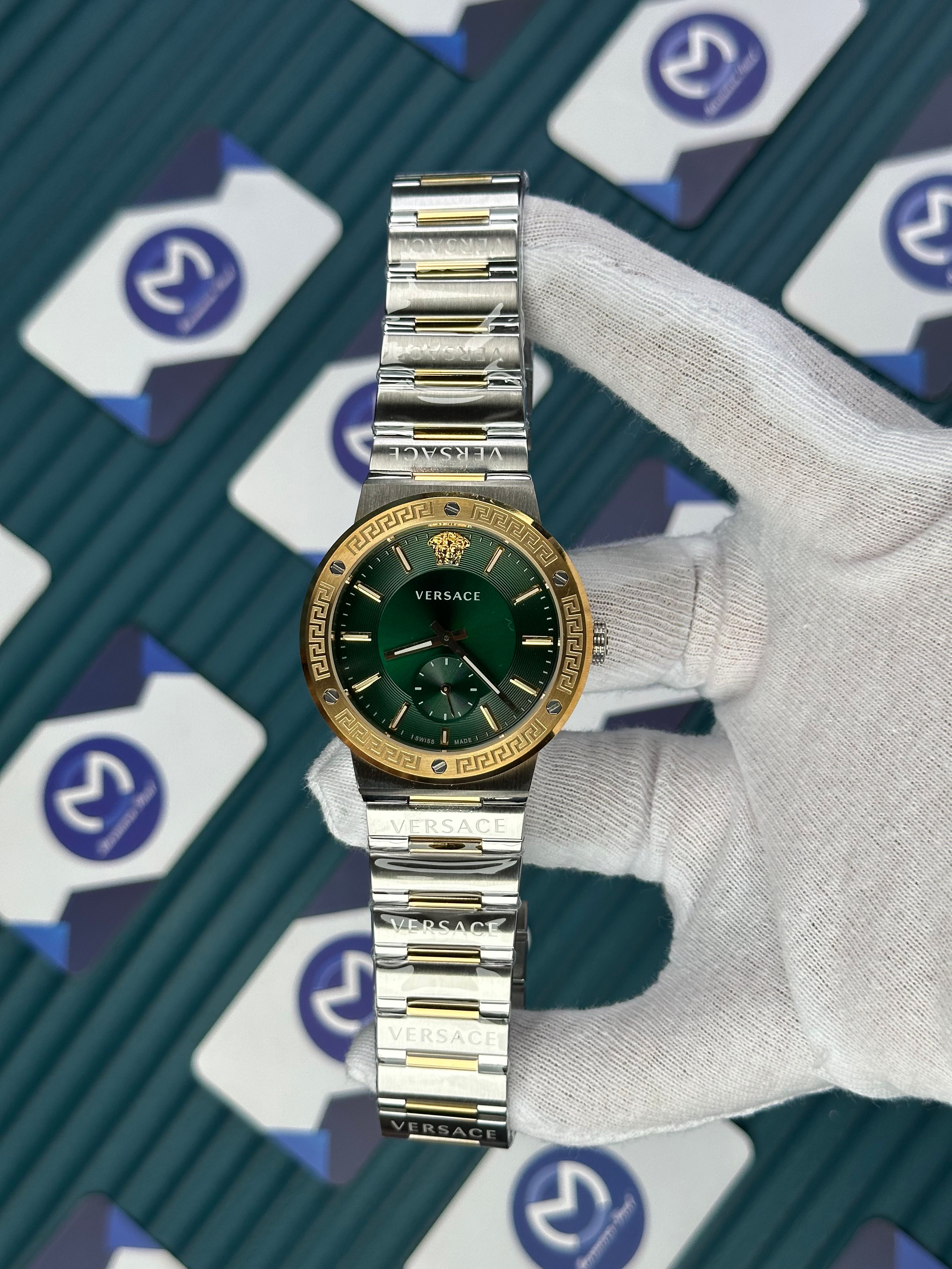 VERSACE GREEN DIAL SECOND CHRONOGRAPH GOLD-SILVER