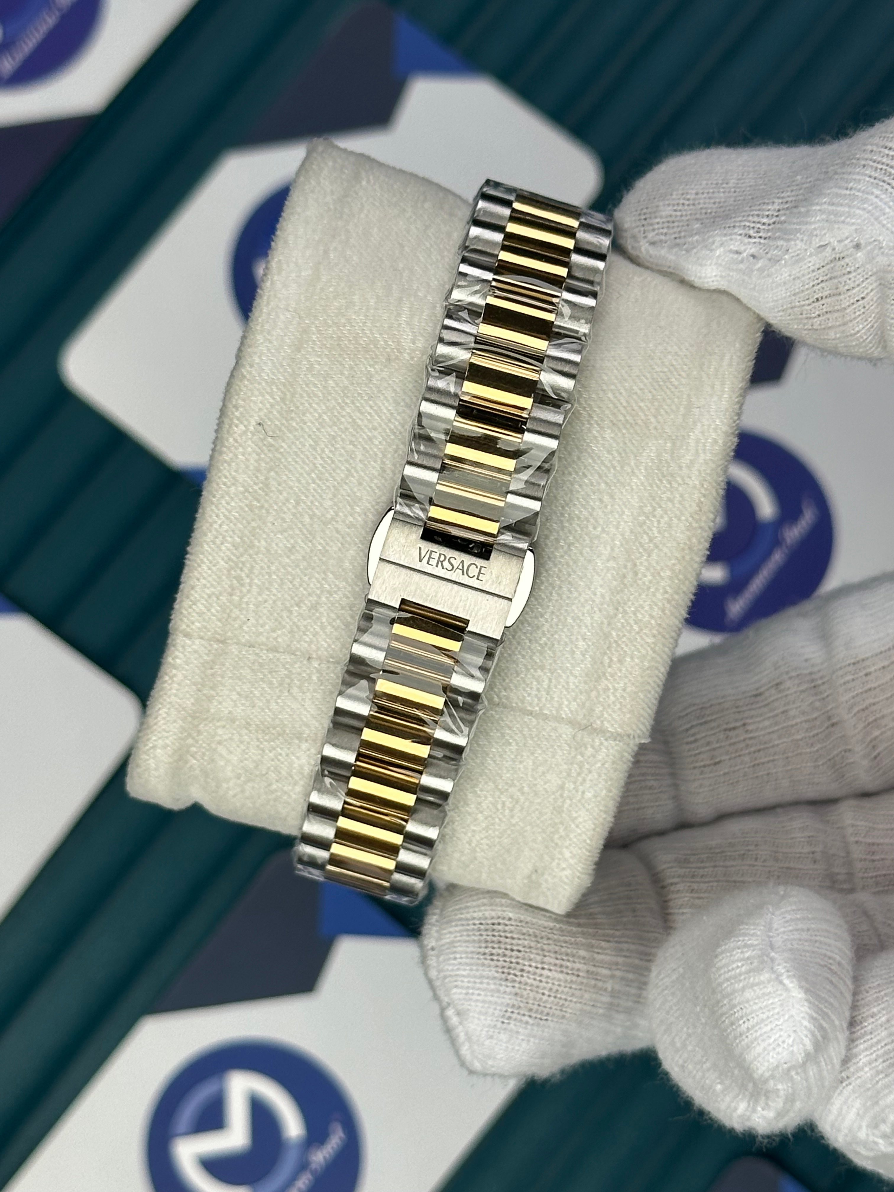 VERSACE 32 MM GREEN DIAL MILLENYIUM GENT GOLD-SILVER 