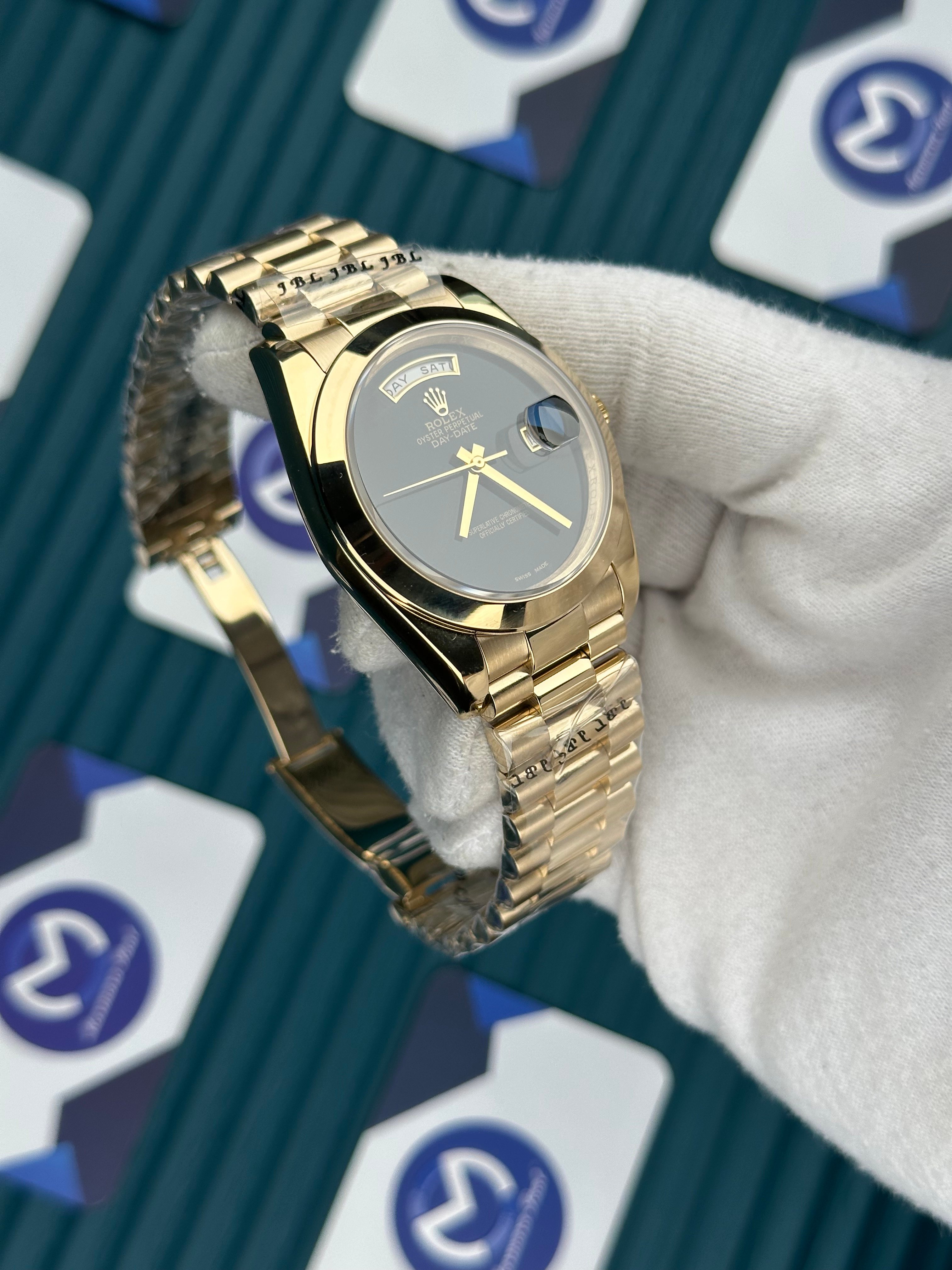ROLEX DAY-DATE BLACK DIAL GOLD PRESIDENT