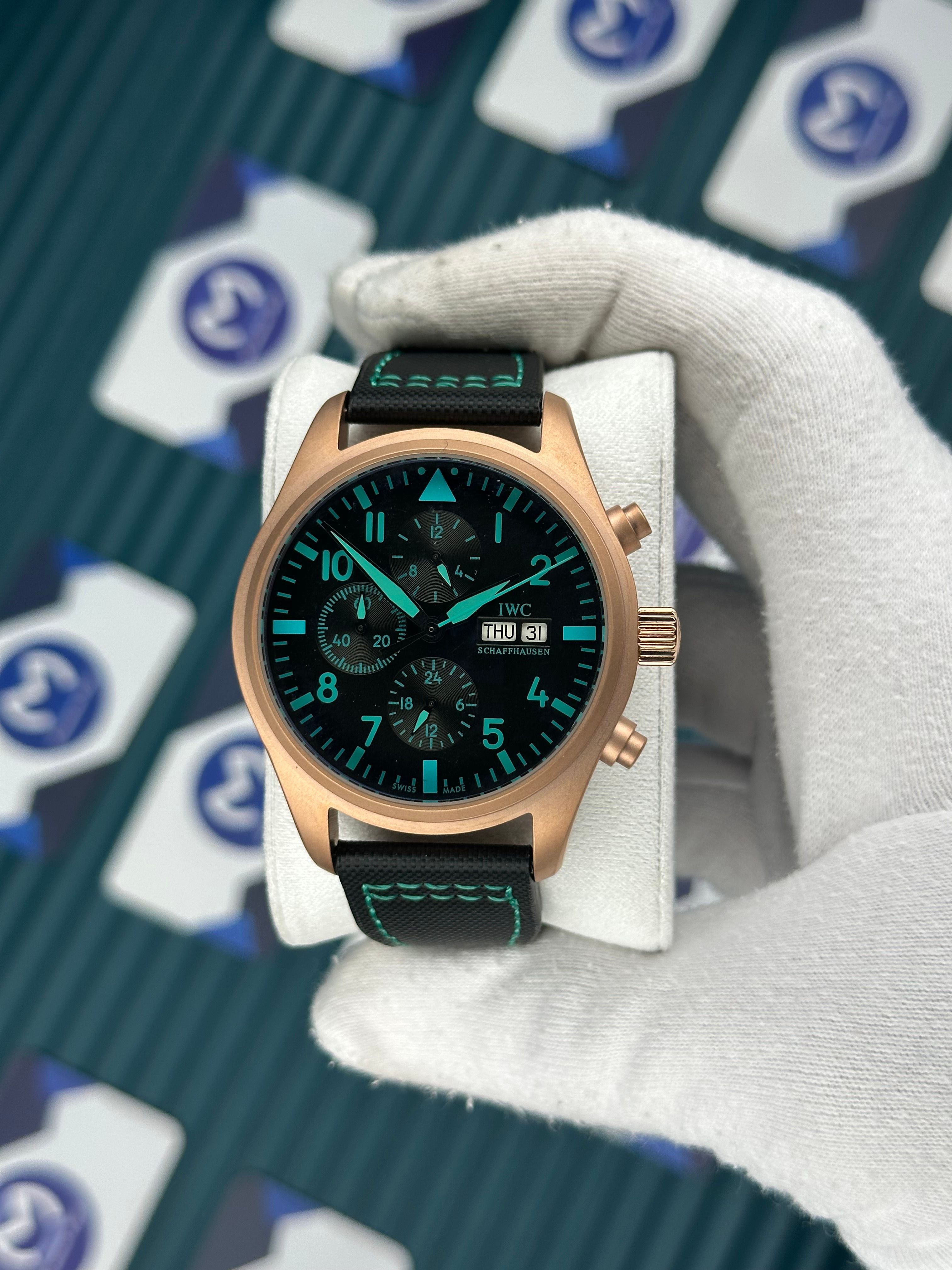 Iwc Big Pilot Deri Kordon Turkuaz Şeritli Rose Kasa