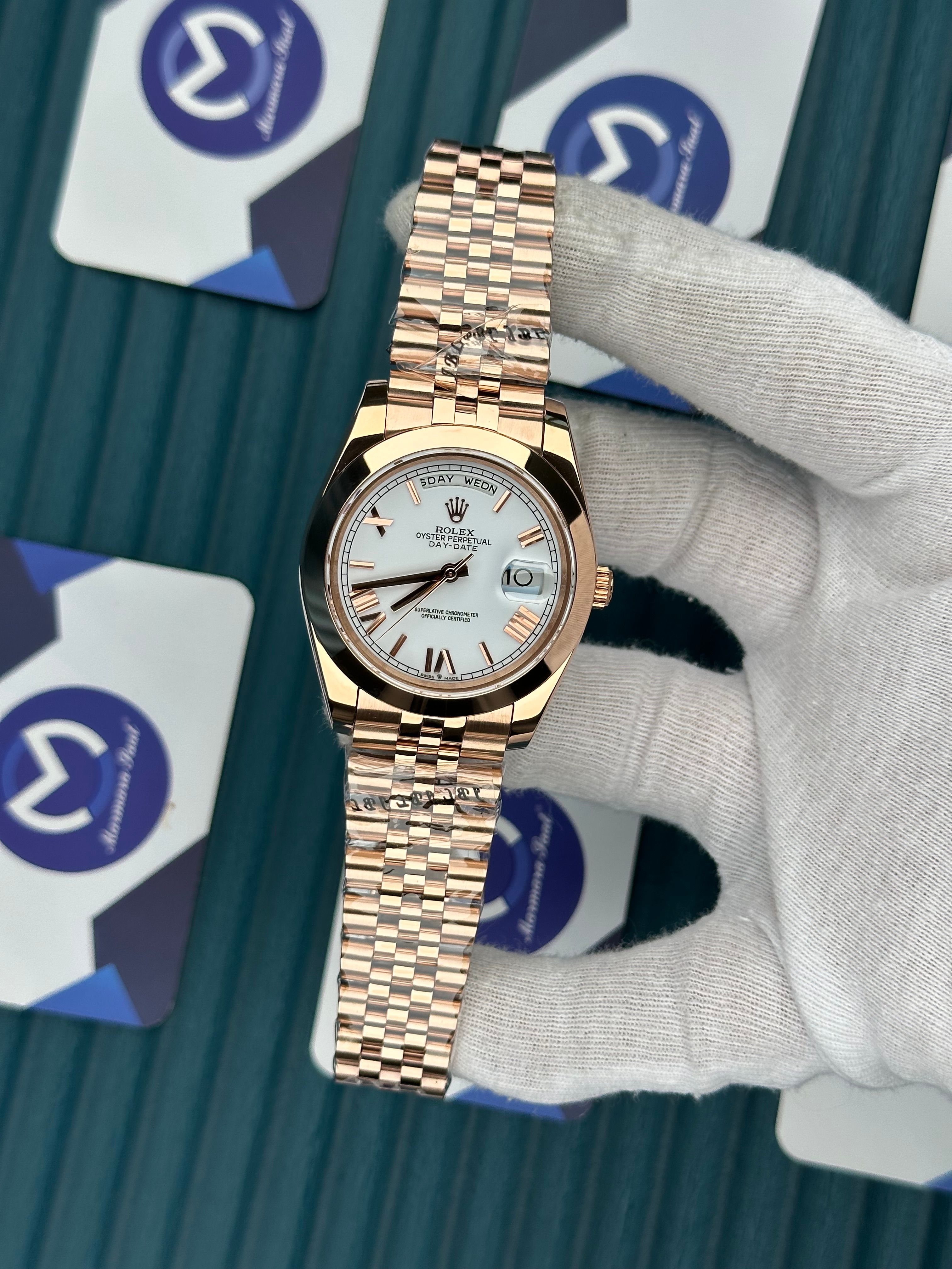 ROLEX DAY-DATE WHITE DIAL ROSE ROMA INDEX ROSE JUBILE