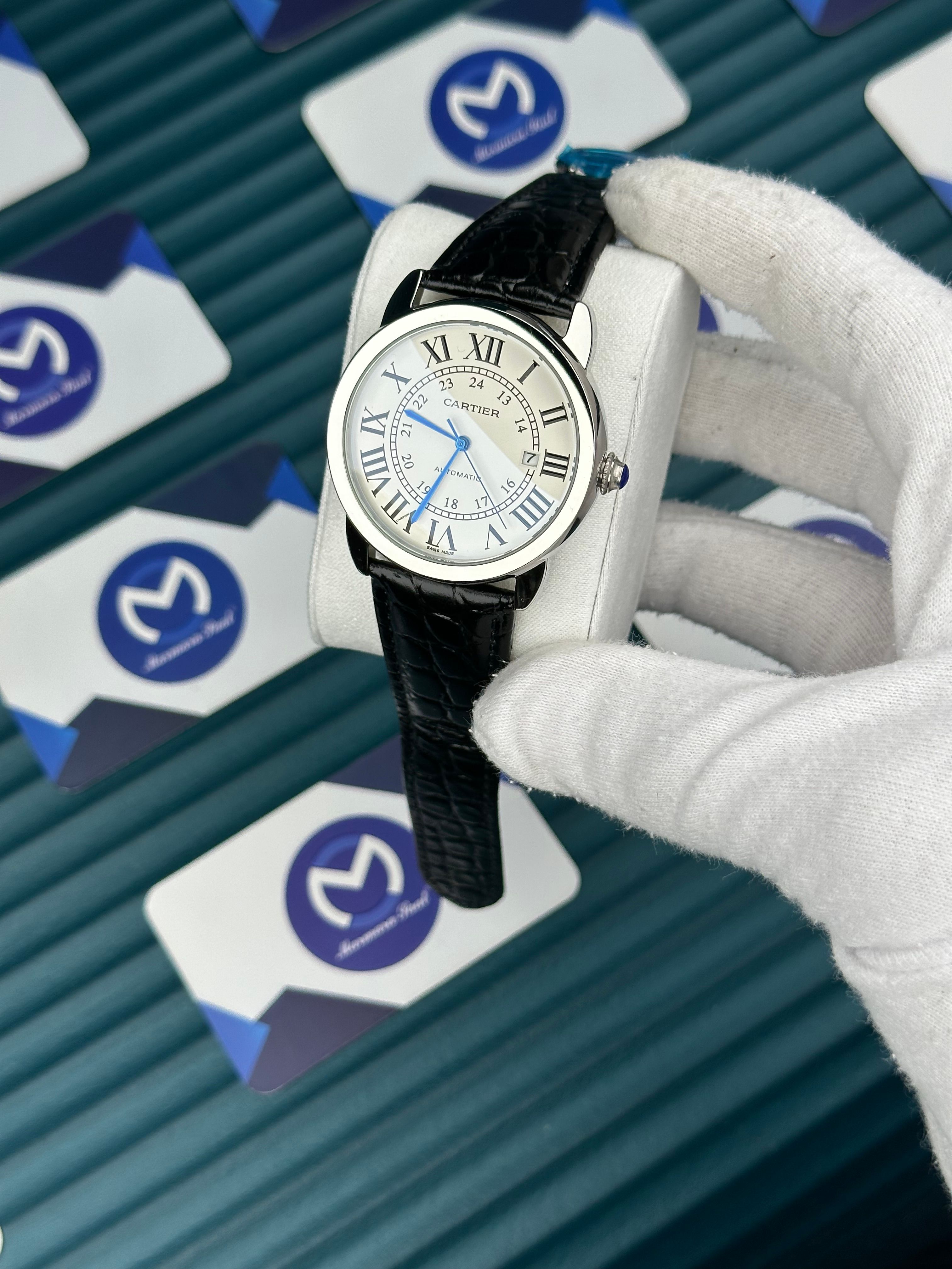 Cartier Ballon Bleu Siyah Deri Kordon Beyaz Kadran