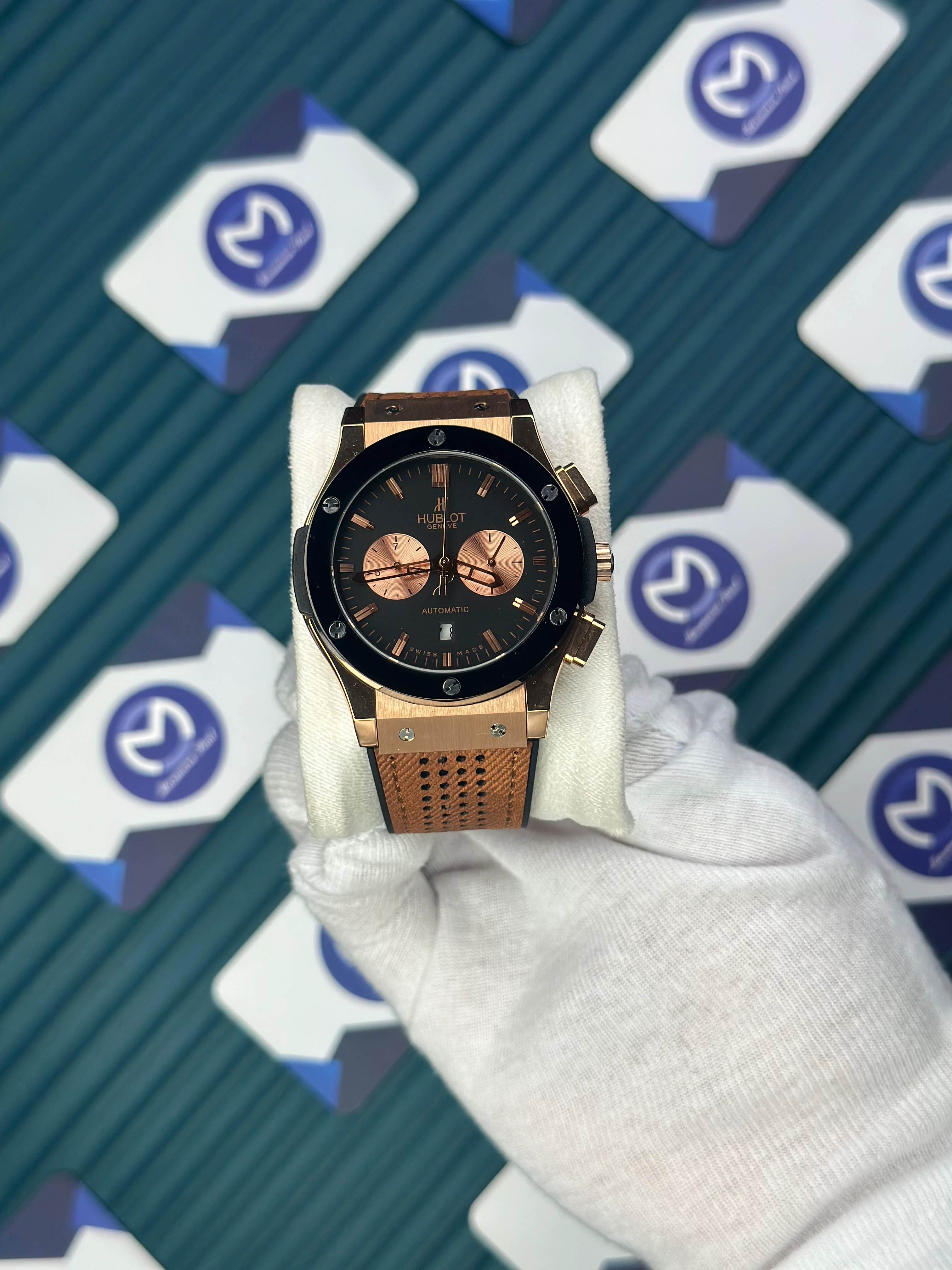 HUBLOT AUTOMATIC CLASSIC FUSHION VENDOME BLACK DIAL ROSE CASE LEATHER BROWN CORD 