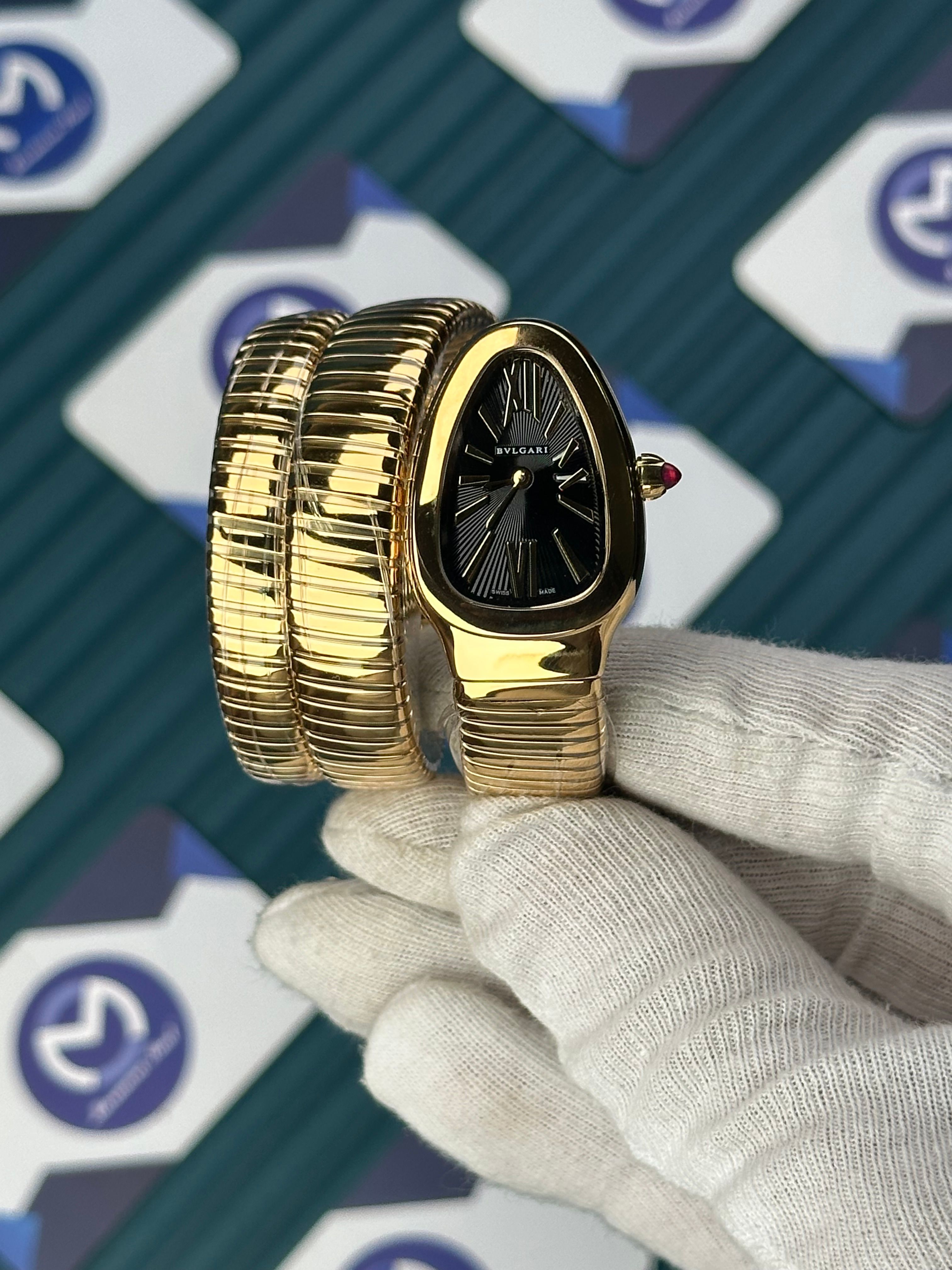BVLGARI SERPENTI BLACK DIAL GOLD LONG TUBOGAS