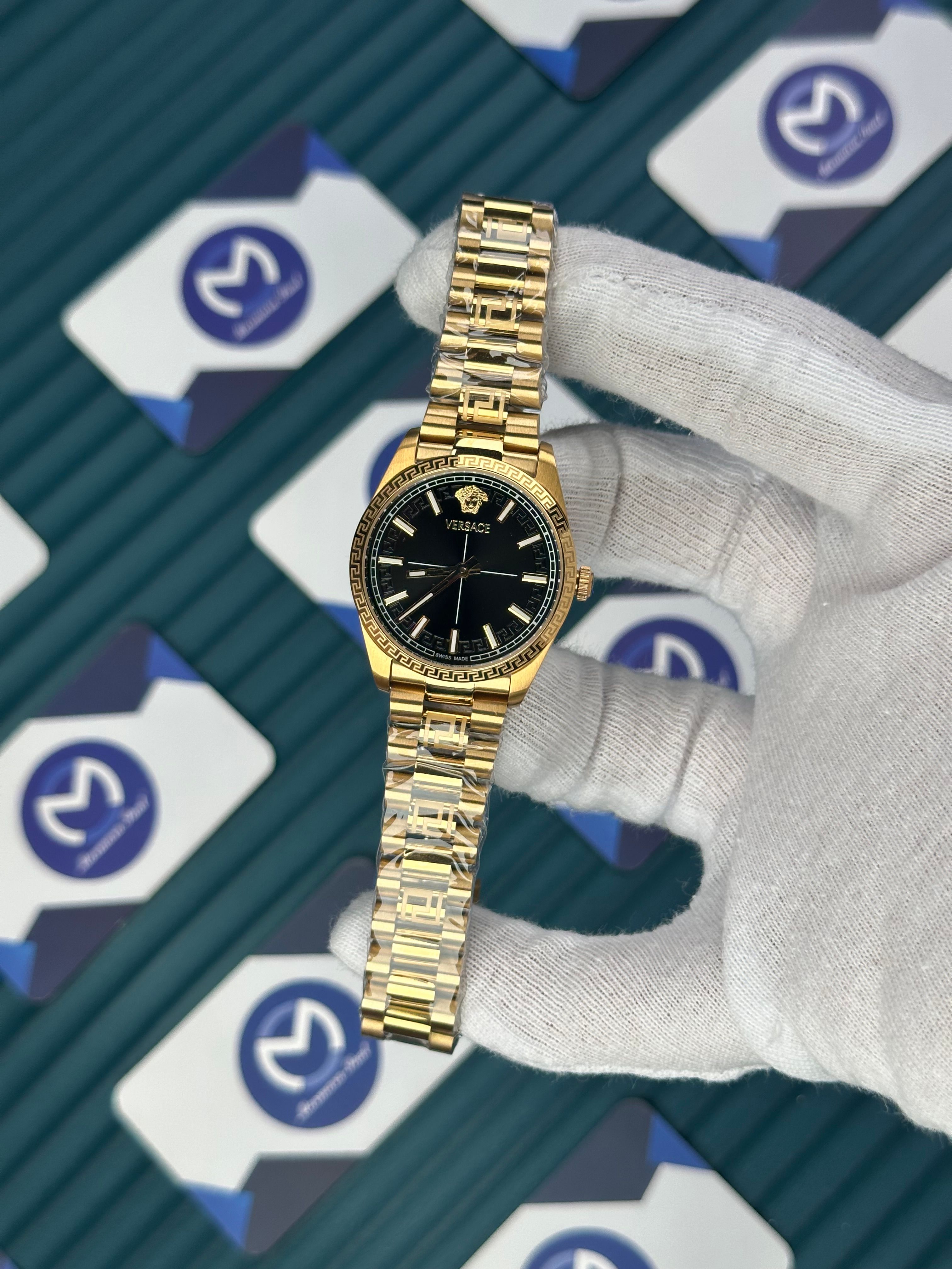 VERSACE 32 MM BLACK DIAL MILLENYIUM GENT GOLD