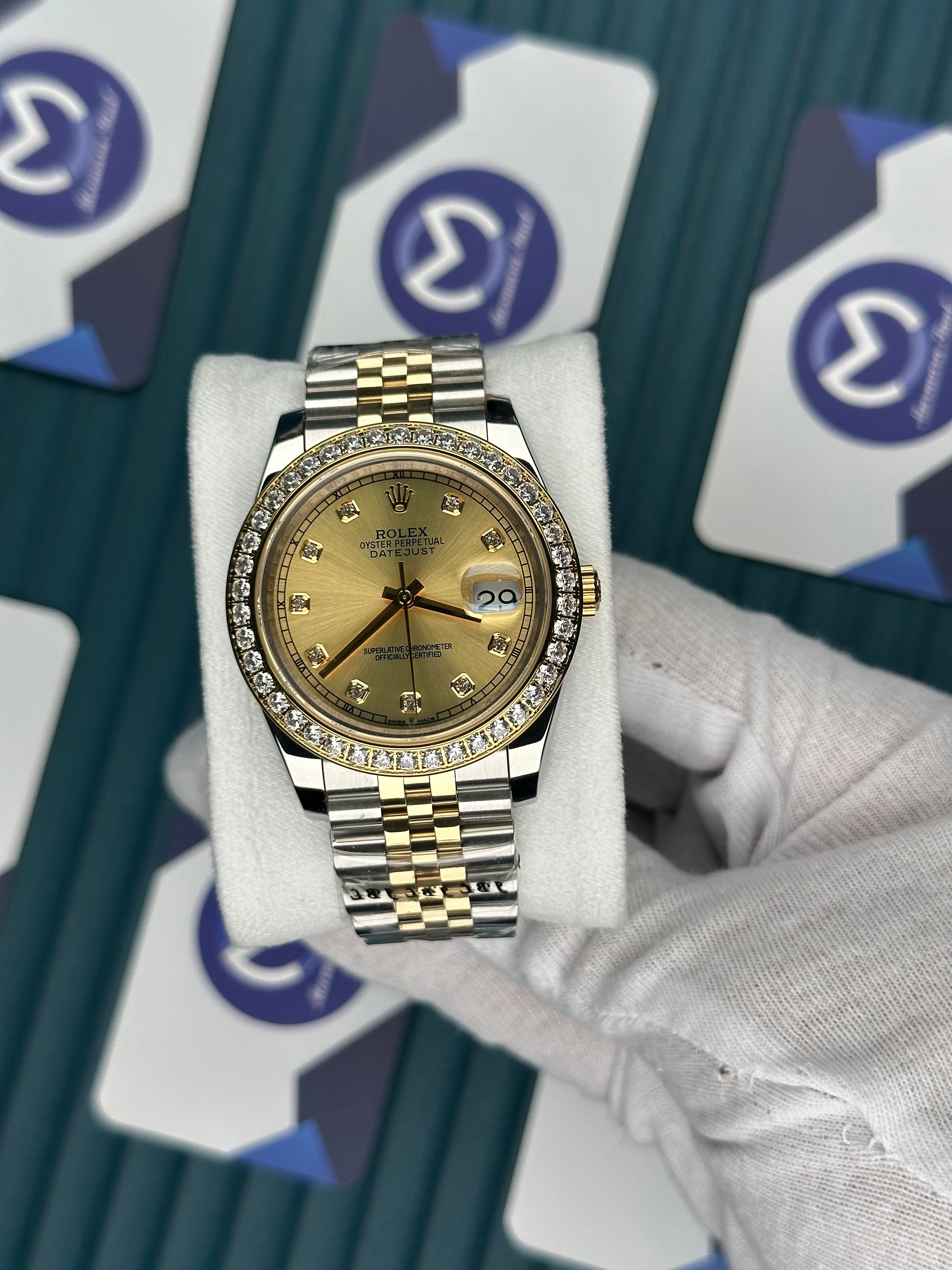 ROLEX DATEJUST GOLD DIAL DIAMOND BEZEL GOLD-SILVER JUBILE