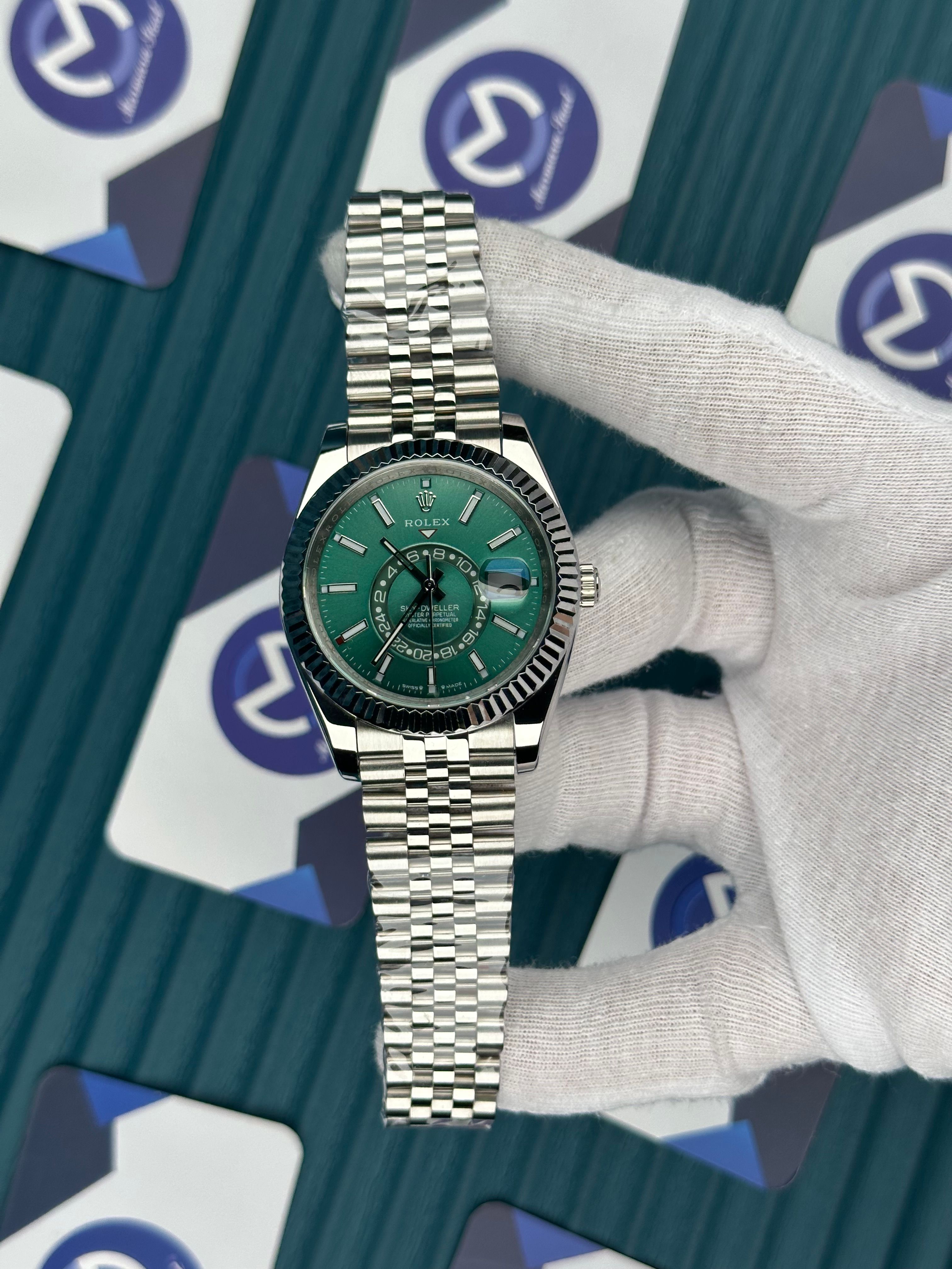 ROLEX SKY-DWELLER GREEN DIAL SILVER JUBILE
