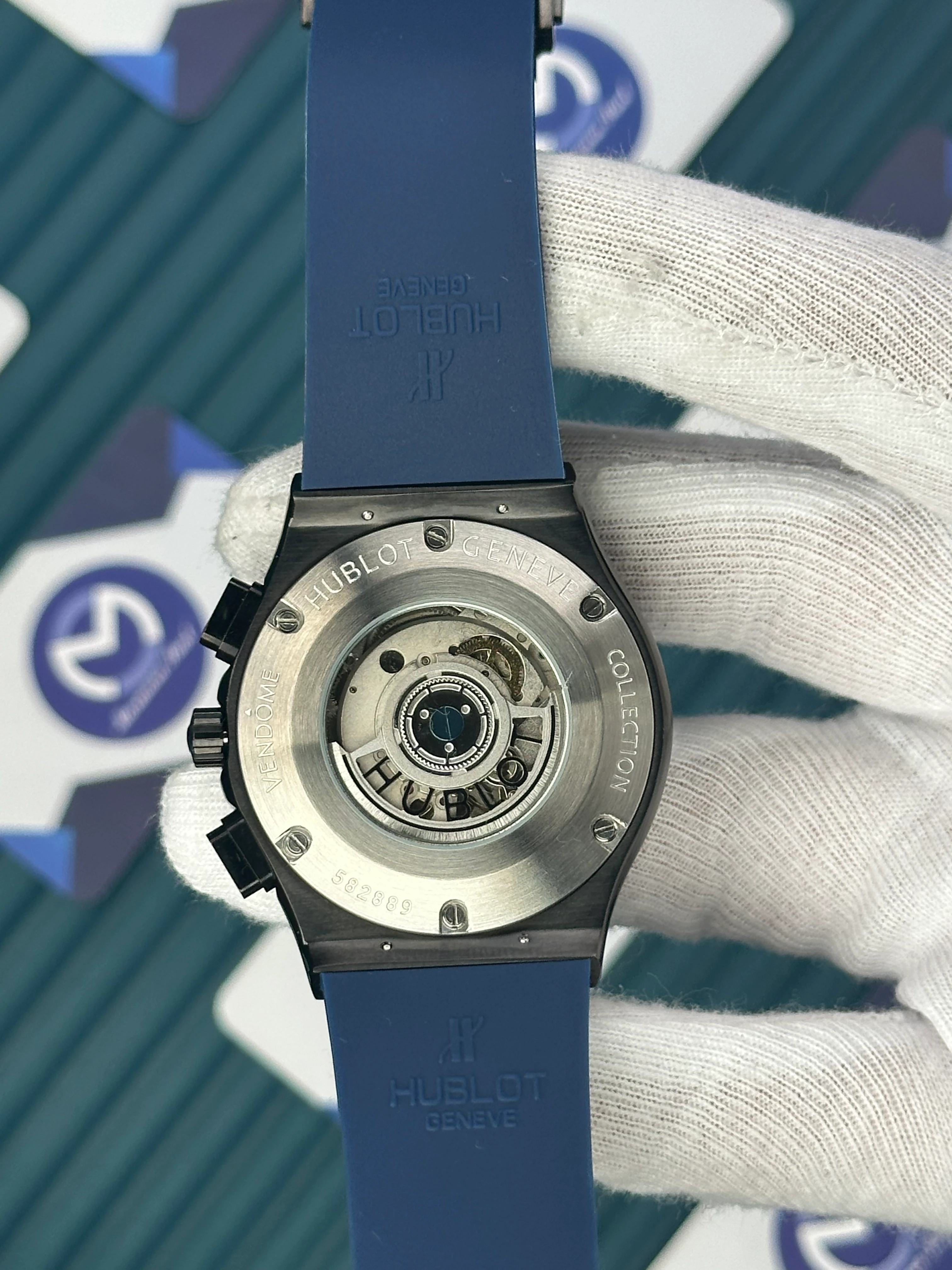 HUBLOT AUTOMATIC FUSHION CLASSIC VENDOME NAVY BLUE CHRONOGRAPH DIAL BLACK CASE NAVY BLUE RUBBER CORD 