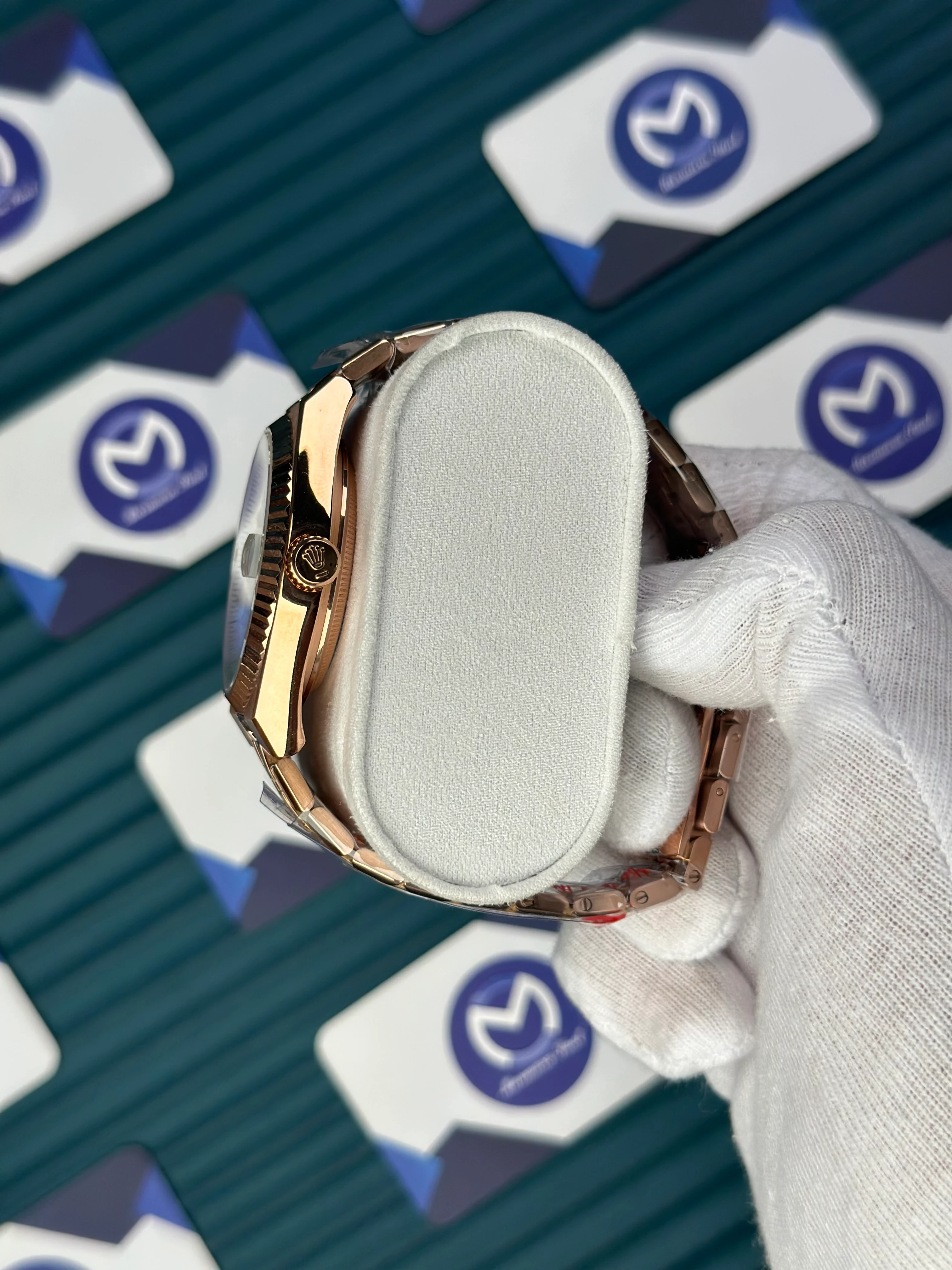 ROLEX LAND DWELLER WHITE DIAL ROSE OYSTERSTEEL