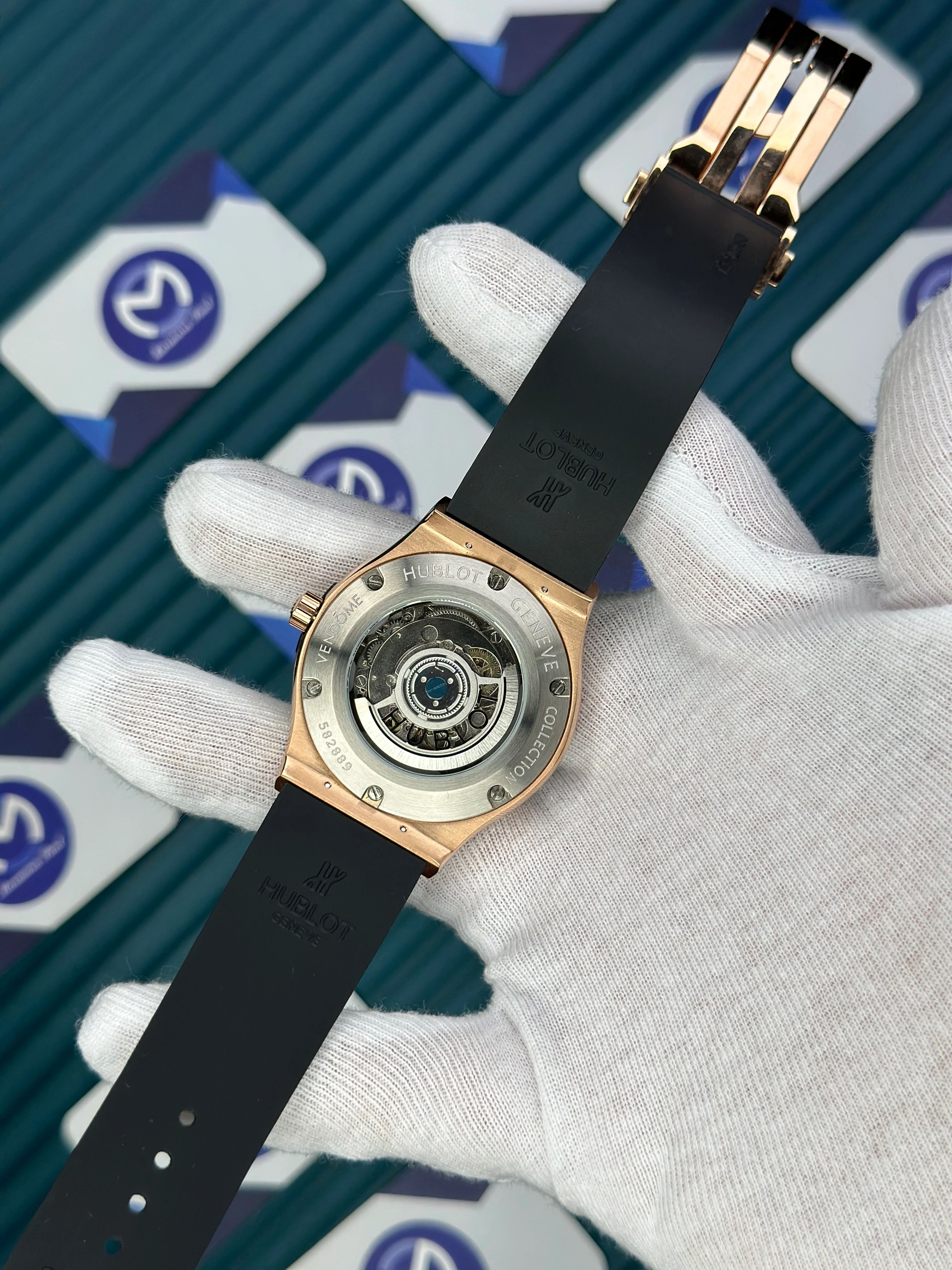 HUBLOT GENEVE AUTOMATIC VENDOME BLACK DIAL ROSE BEZEL BLACK CASE BLACK RUBBER CORD 