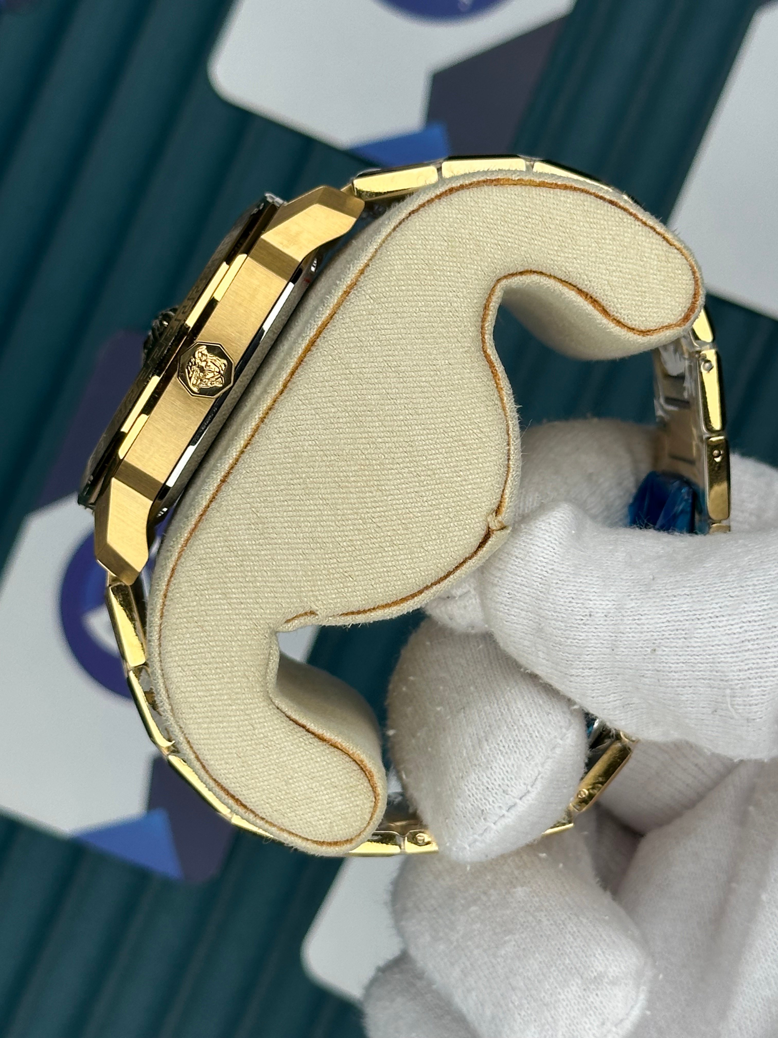 Versace Gold Yeni Nesil 3D Logolu Beyaz Kadran