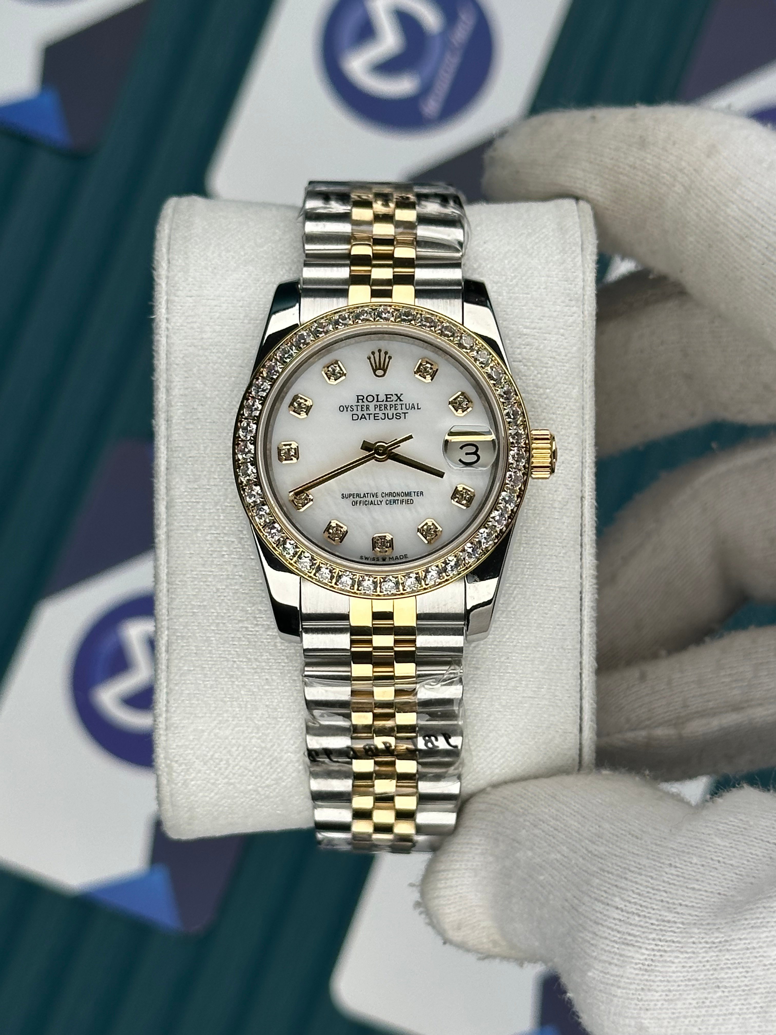 ROLEX 31 SEDEFLİ BEYAZ KADRAN PIRLANTA BEZEL INDEX GOLD-SILVER JUBILEE
