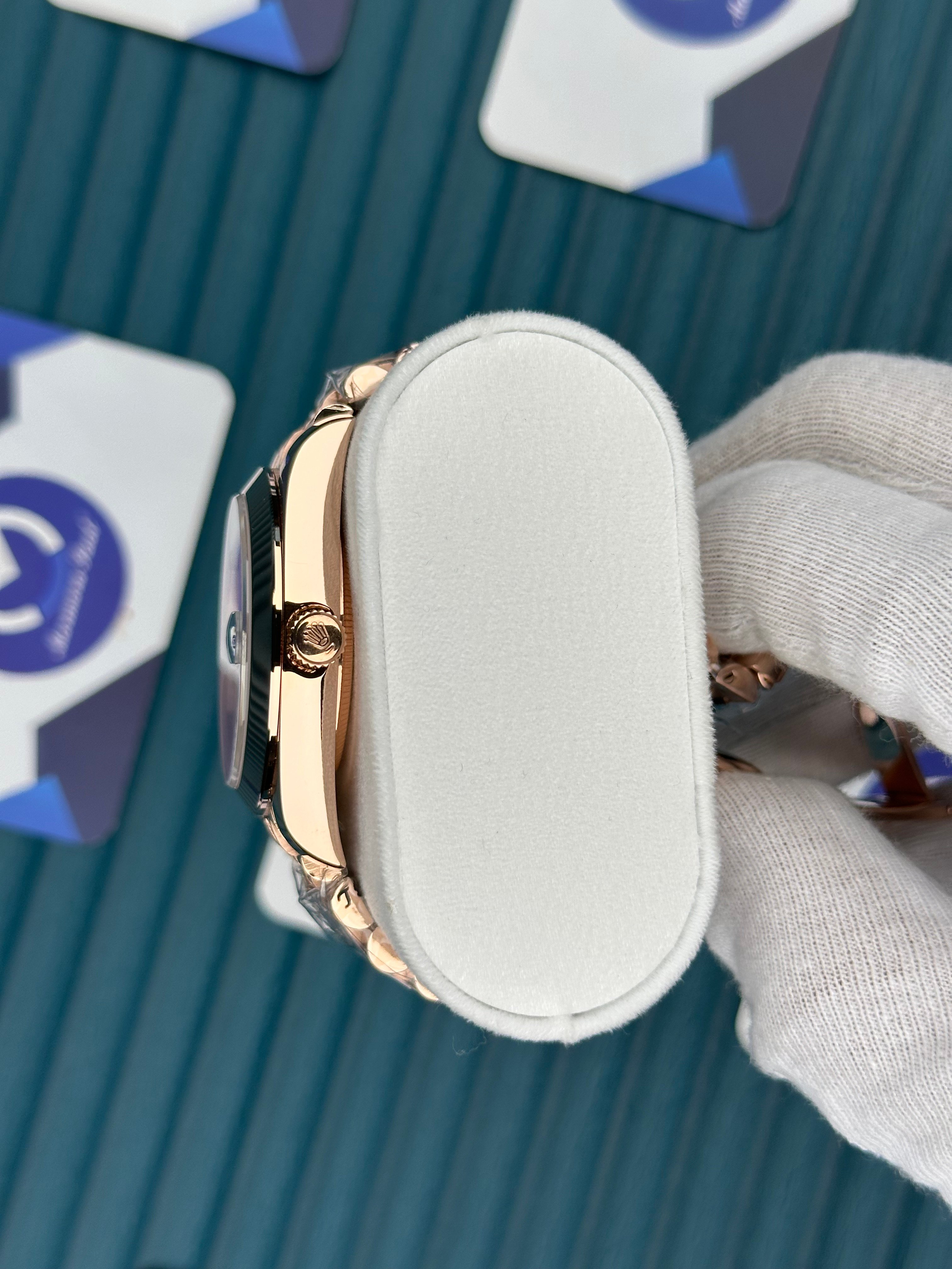 ROLEX DAY-DATE WHITE DIAL ROSE ROMA INDEX ROSE JUBILE