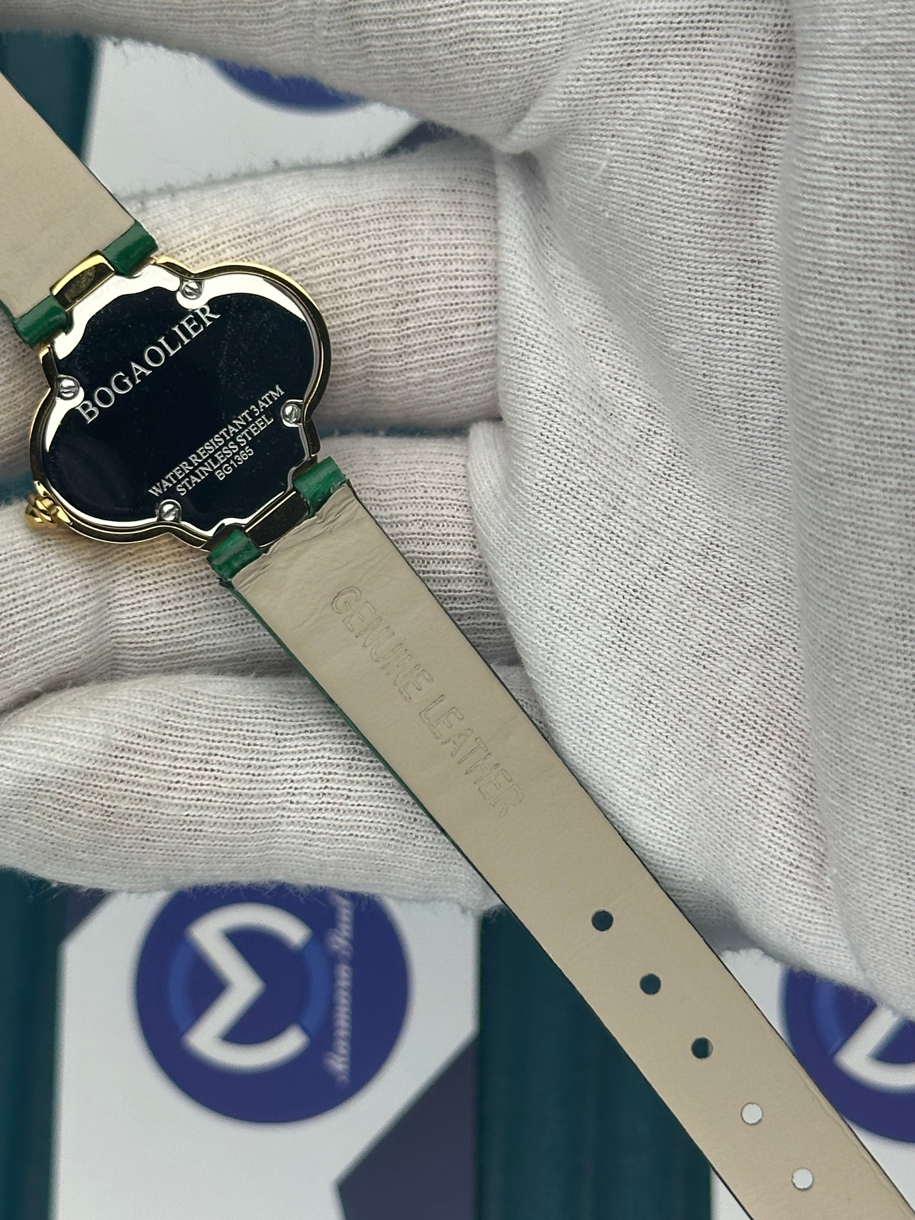 VAN CLEEF & ARPELS GREEN DIAL DIAMOND BEZEL GOLD CASE GREEN LEATHER CORD