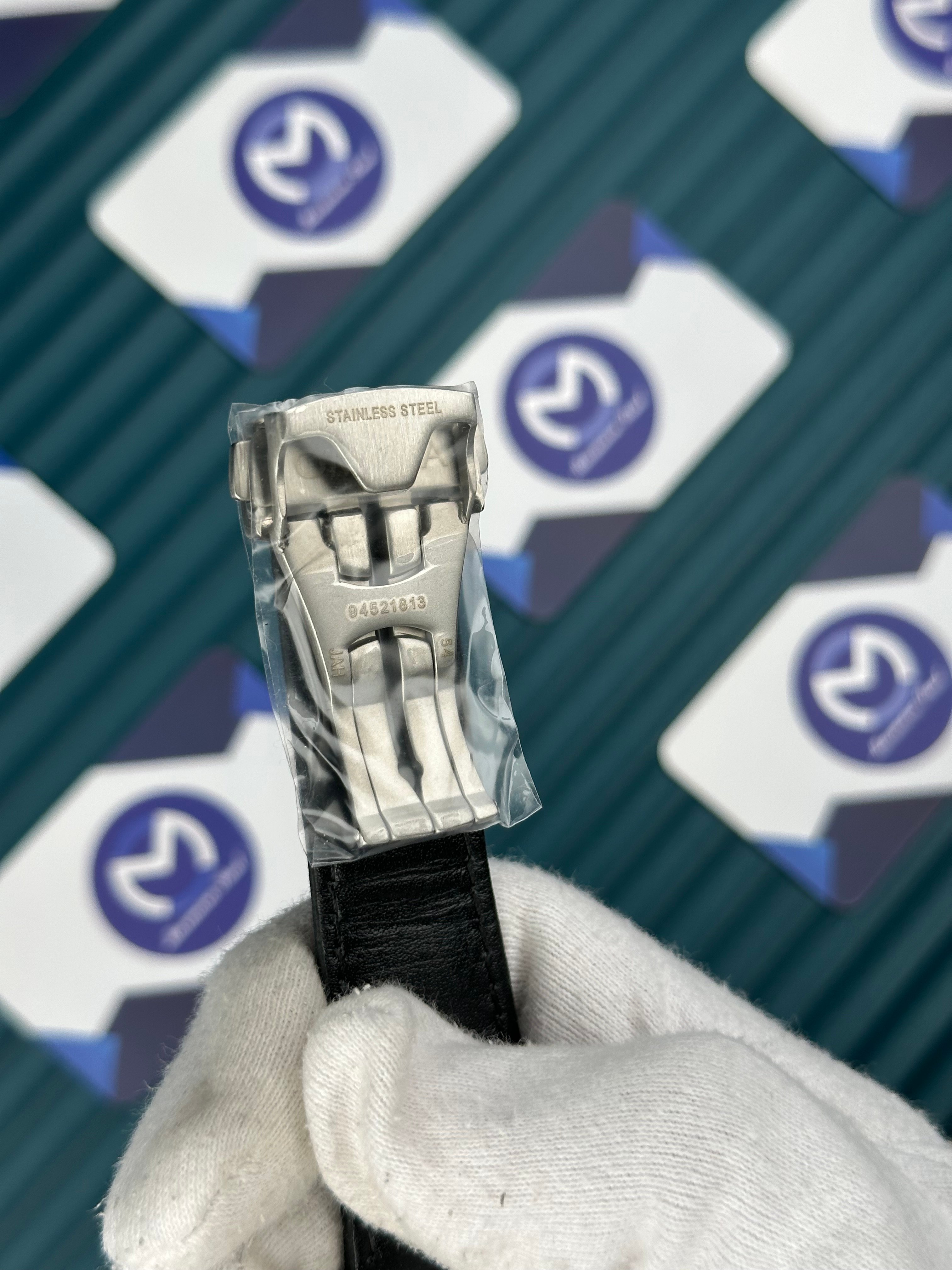 Omega Speedmaster Racing Rose Siyah Kadran Gümüş Kasa