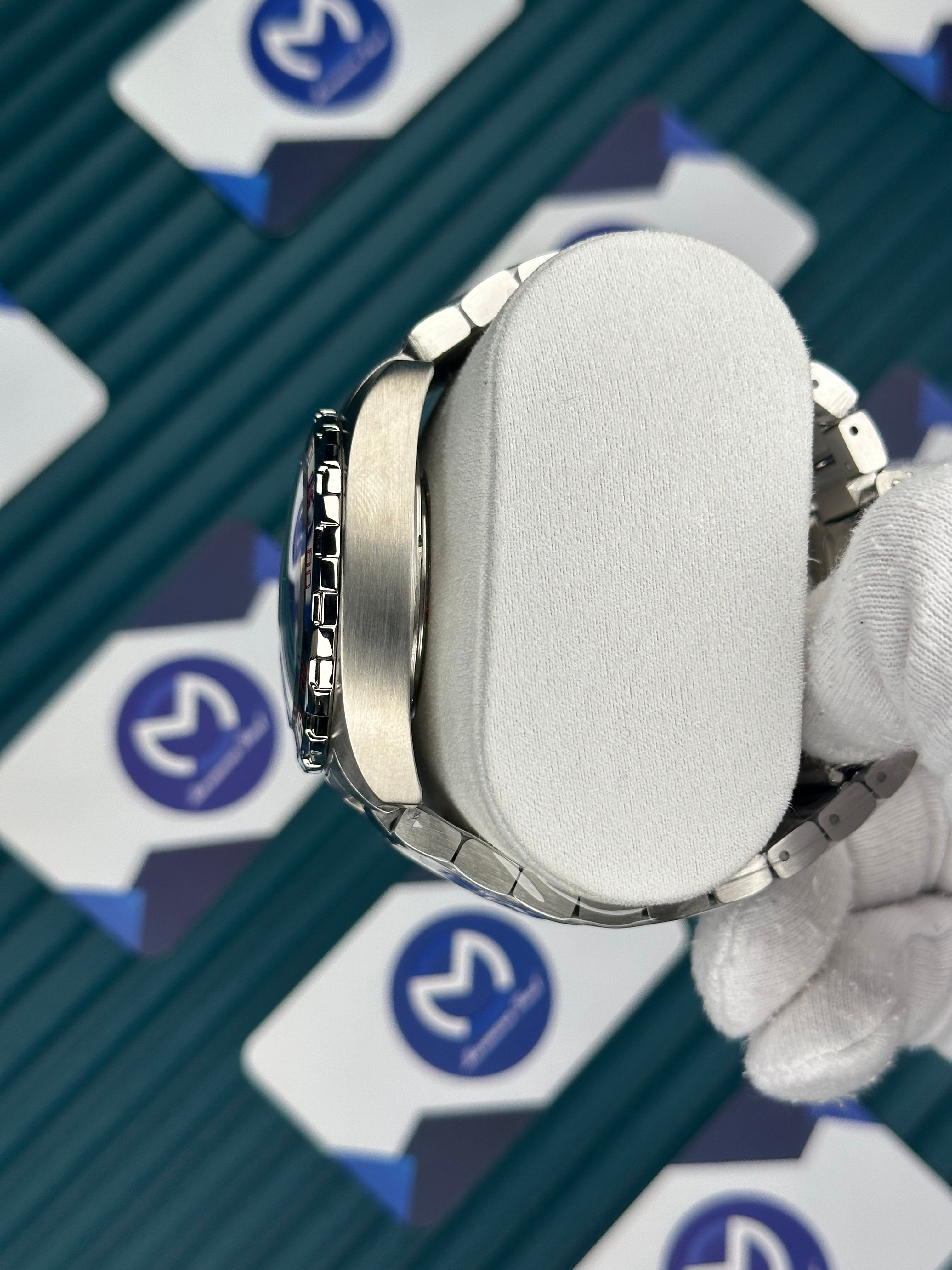 Tagheuer Formula 1 Calibre 16 Tachymetre Gri Kadran 
