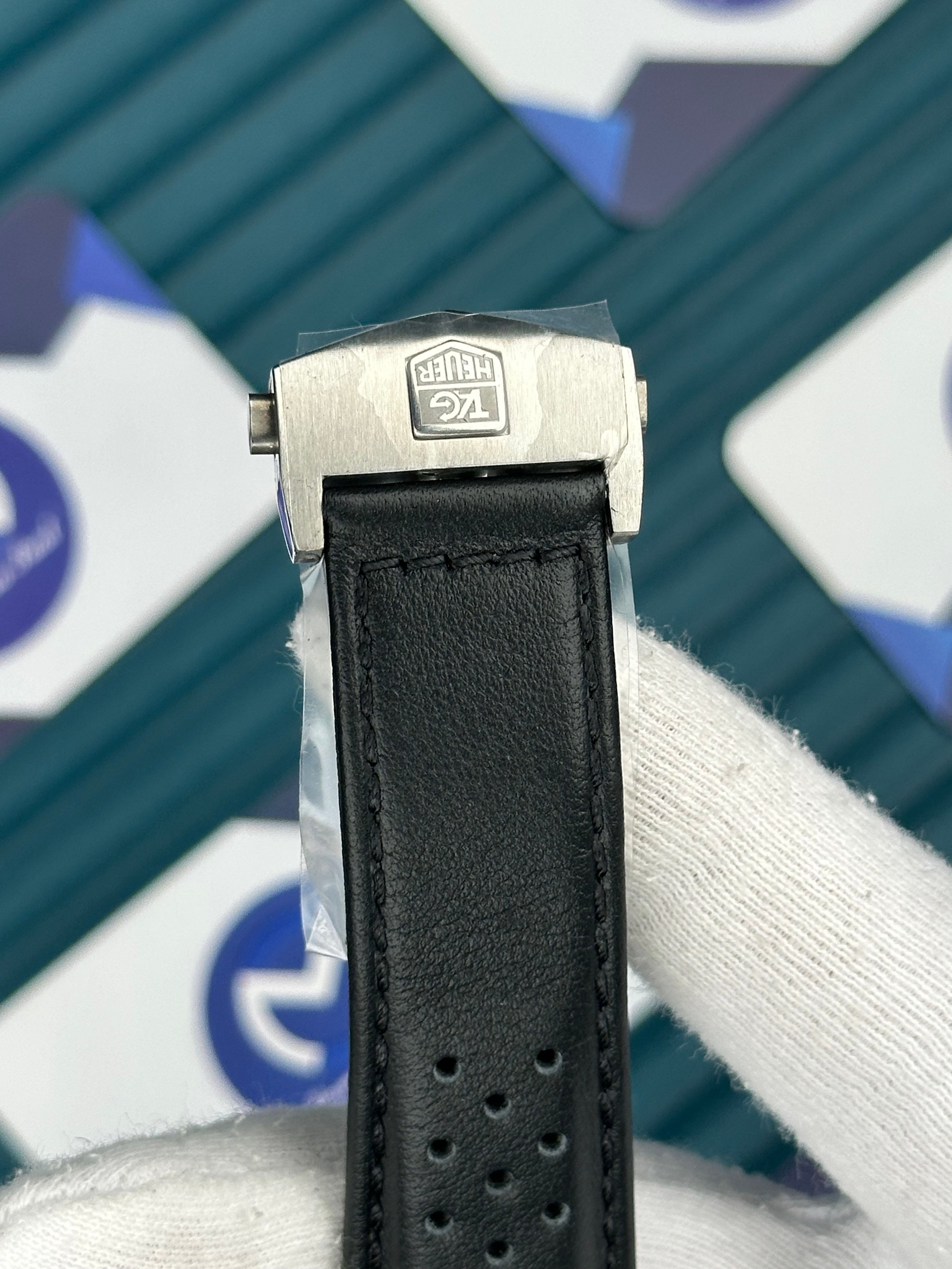 Tagheuer Carrera Siyah Deri Kordon Fonksiyonlu 