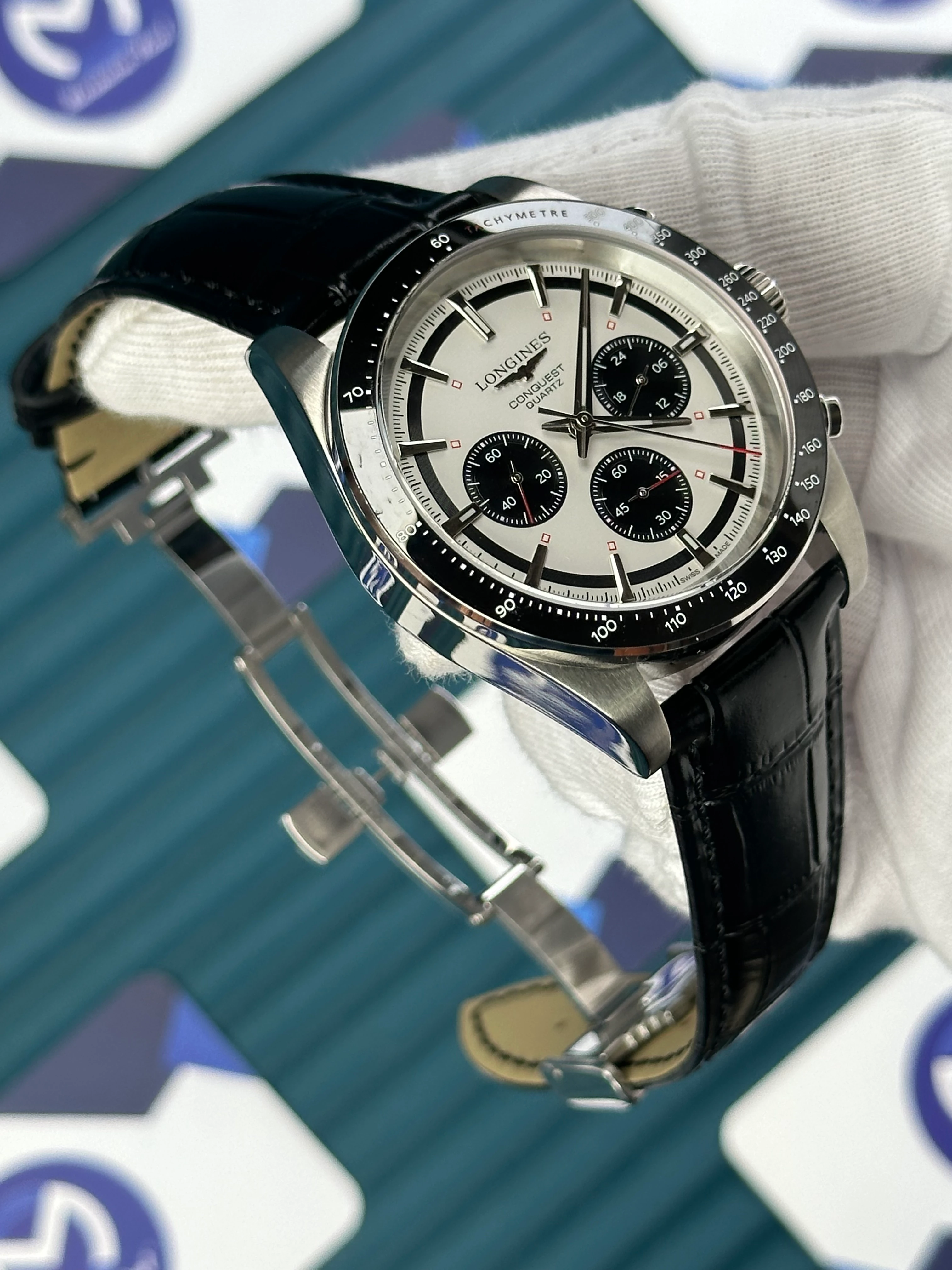 LONGINES CONQUEST AUTOMATIC WHITE DIAL BLACK CHRONOGRAPH BLACK LEATHER 