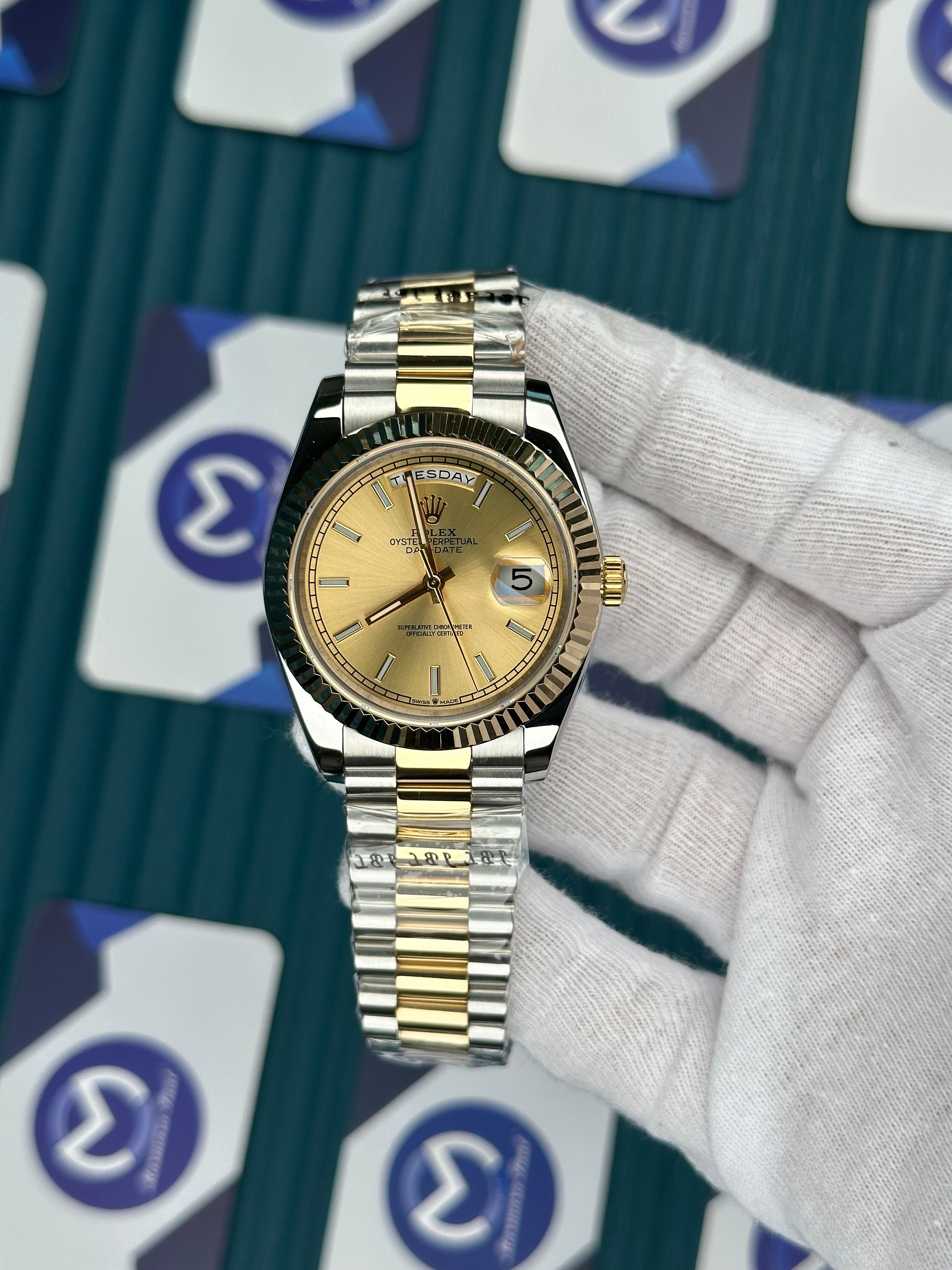 ROLEX DAY-DATE GOLD DIAL GOLD-SILVER PRESIDENT 